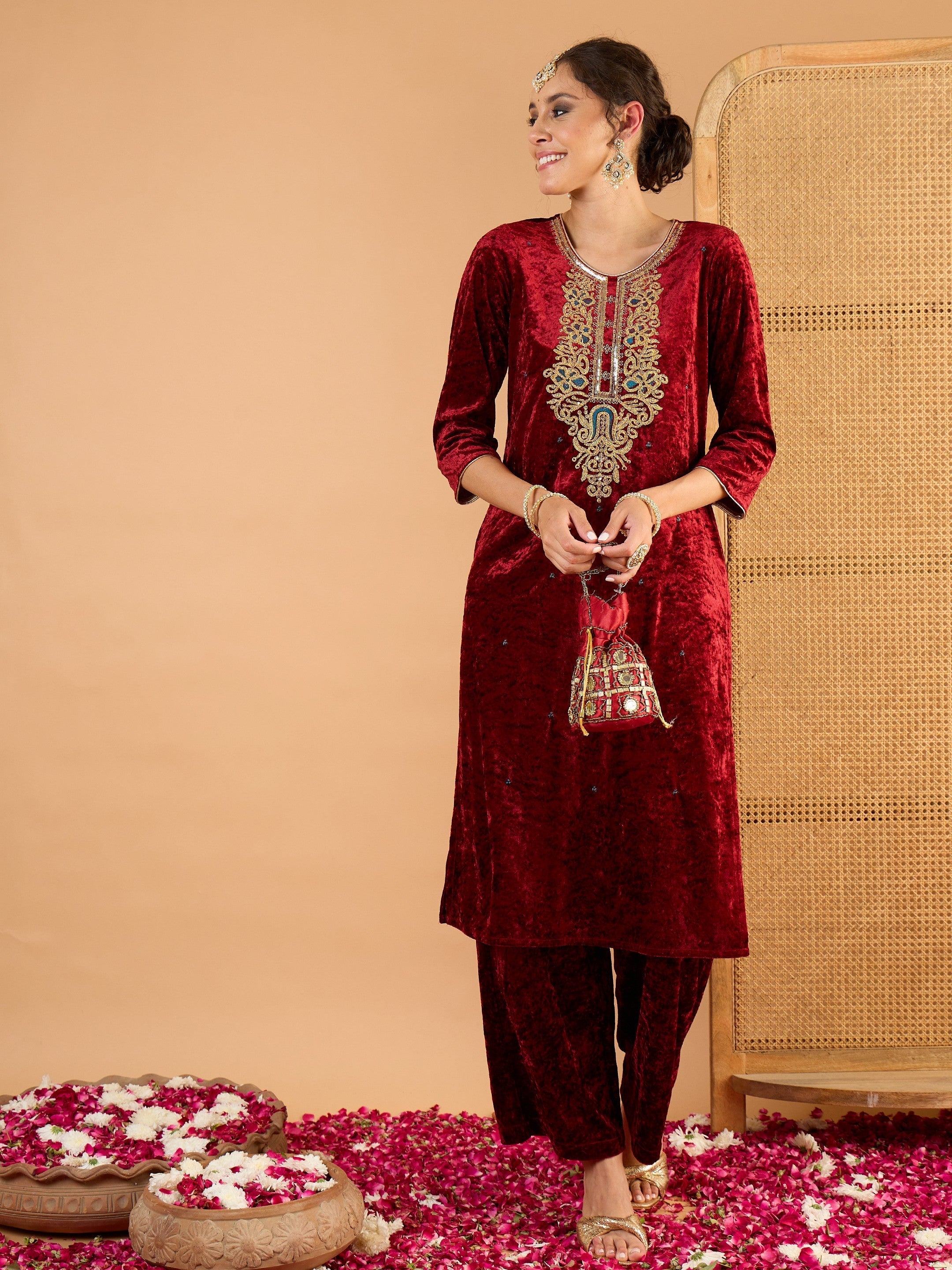 Women Maroon Velvet Embroidered Straight Kurta With Straight Pants-SHSET96664