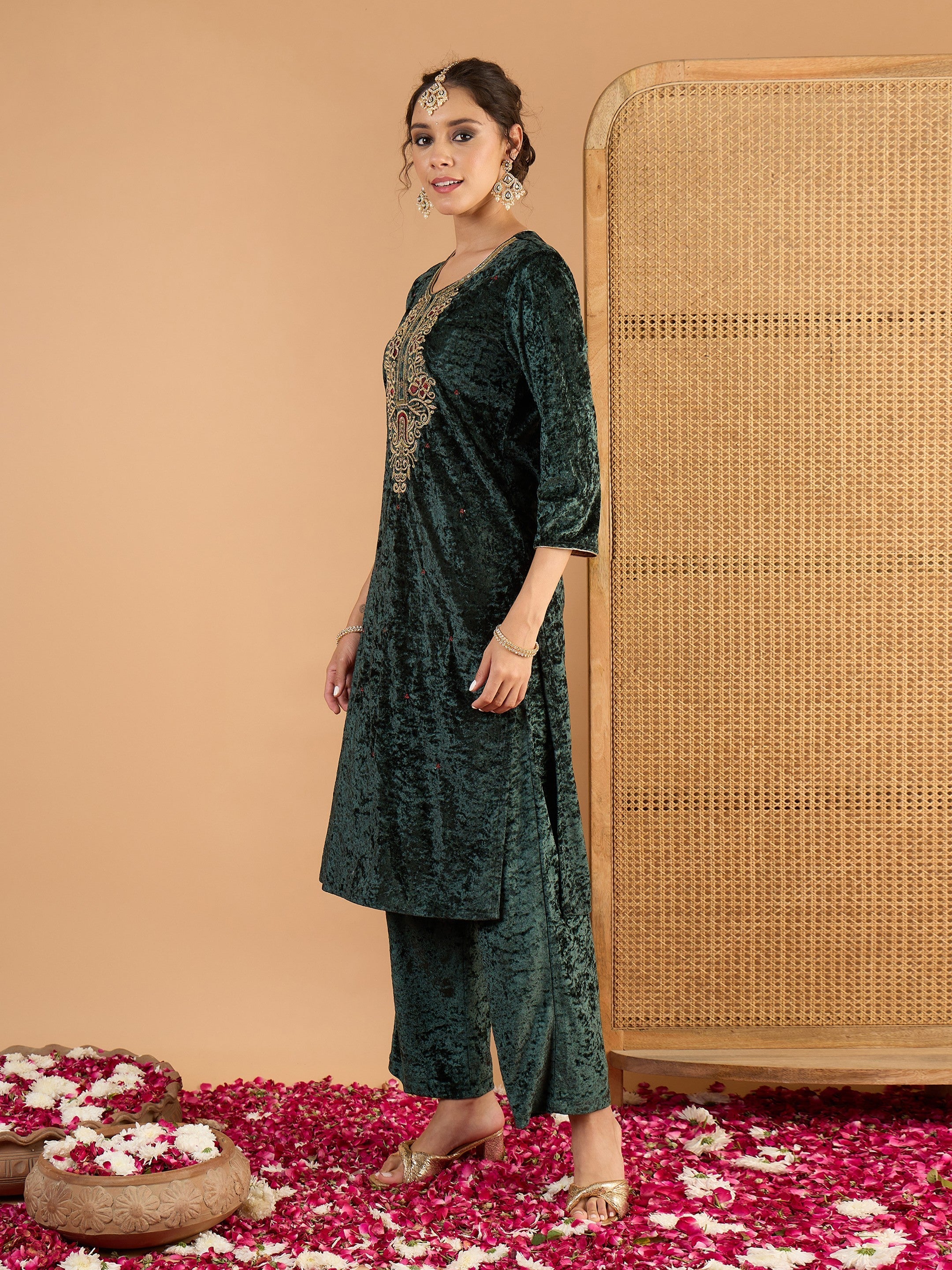 Women Green Velvet Embroidered Straight Kurta With Straight Pants-SHSET96665