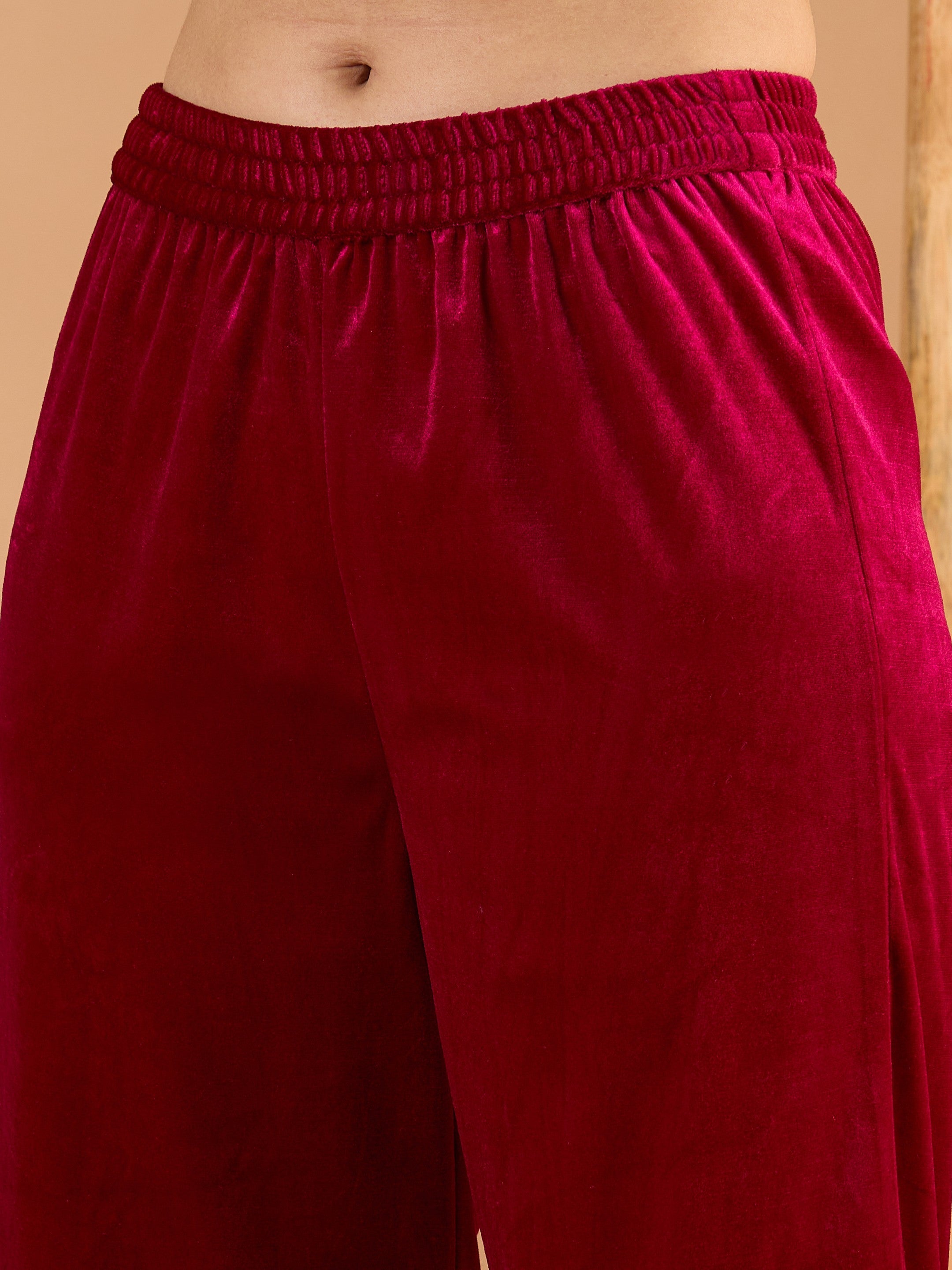 Women Fuchsia Velvet Embroidered Kurta With Straight Pants-SHSET96668