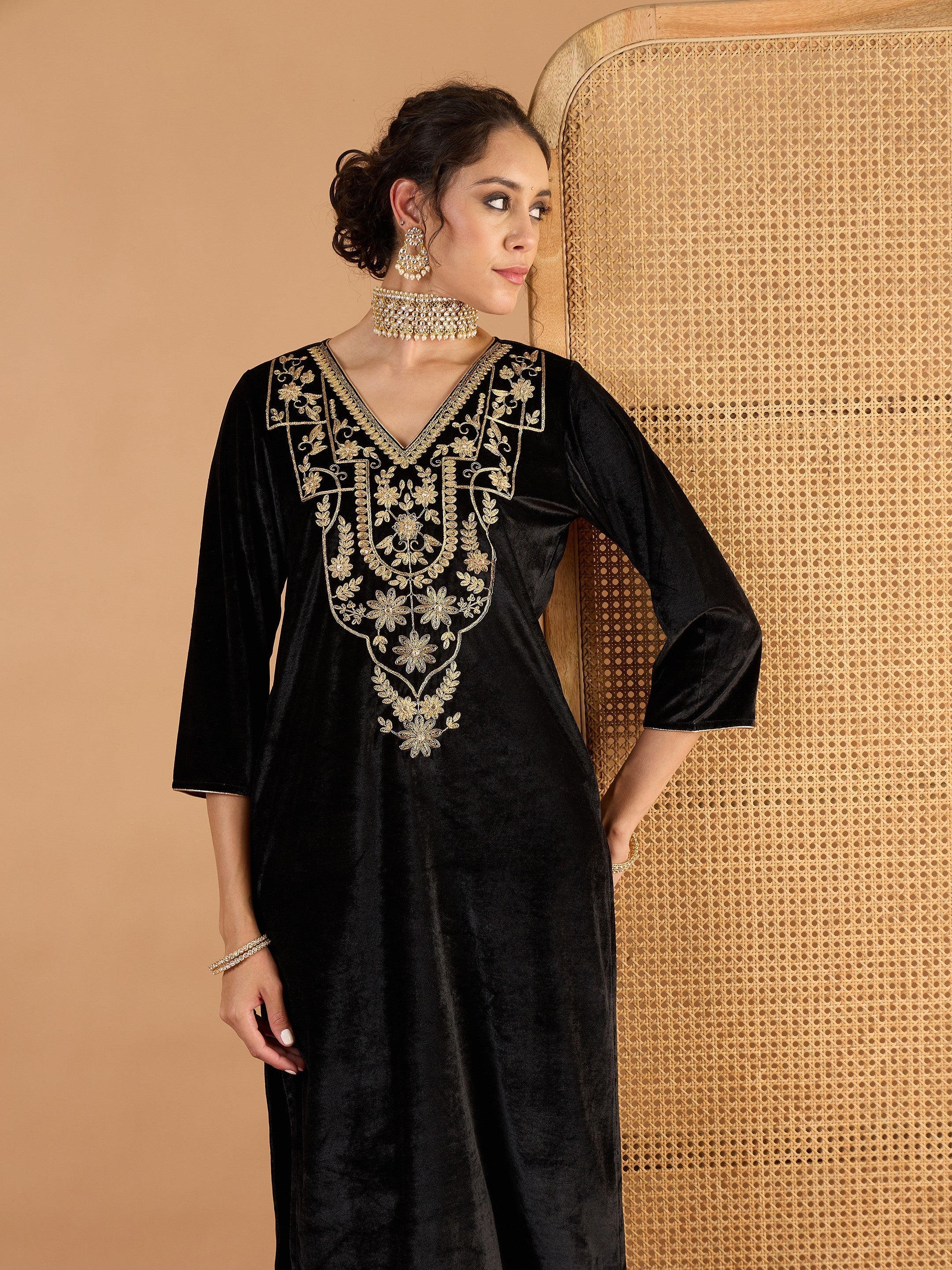 Women Black Velvet Embroidered Straight Kurta With Straight Pants-SHSET96669