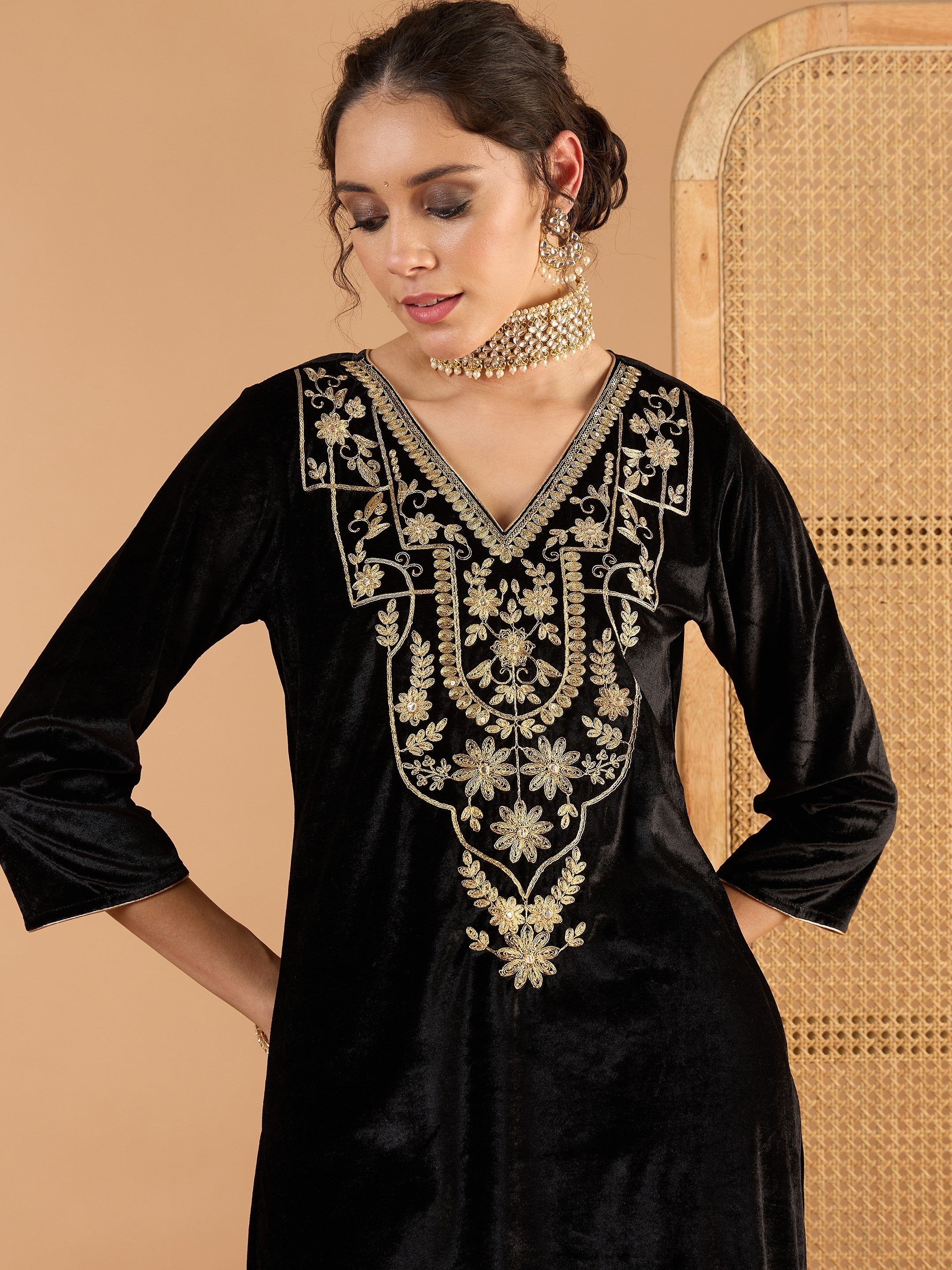 Women Black Velvet Embroidered Straight Kurta With Straight Pants-SHSET96669