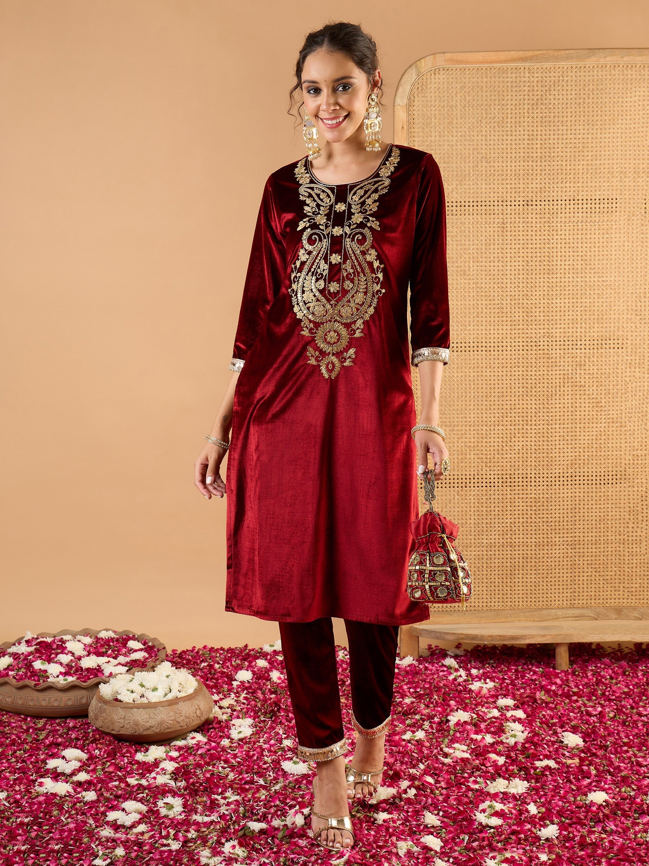 Women Maroon Velvet Embroidered Round Neck Kurta With Pencil Pants-SHSET96671