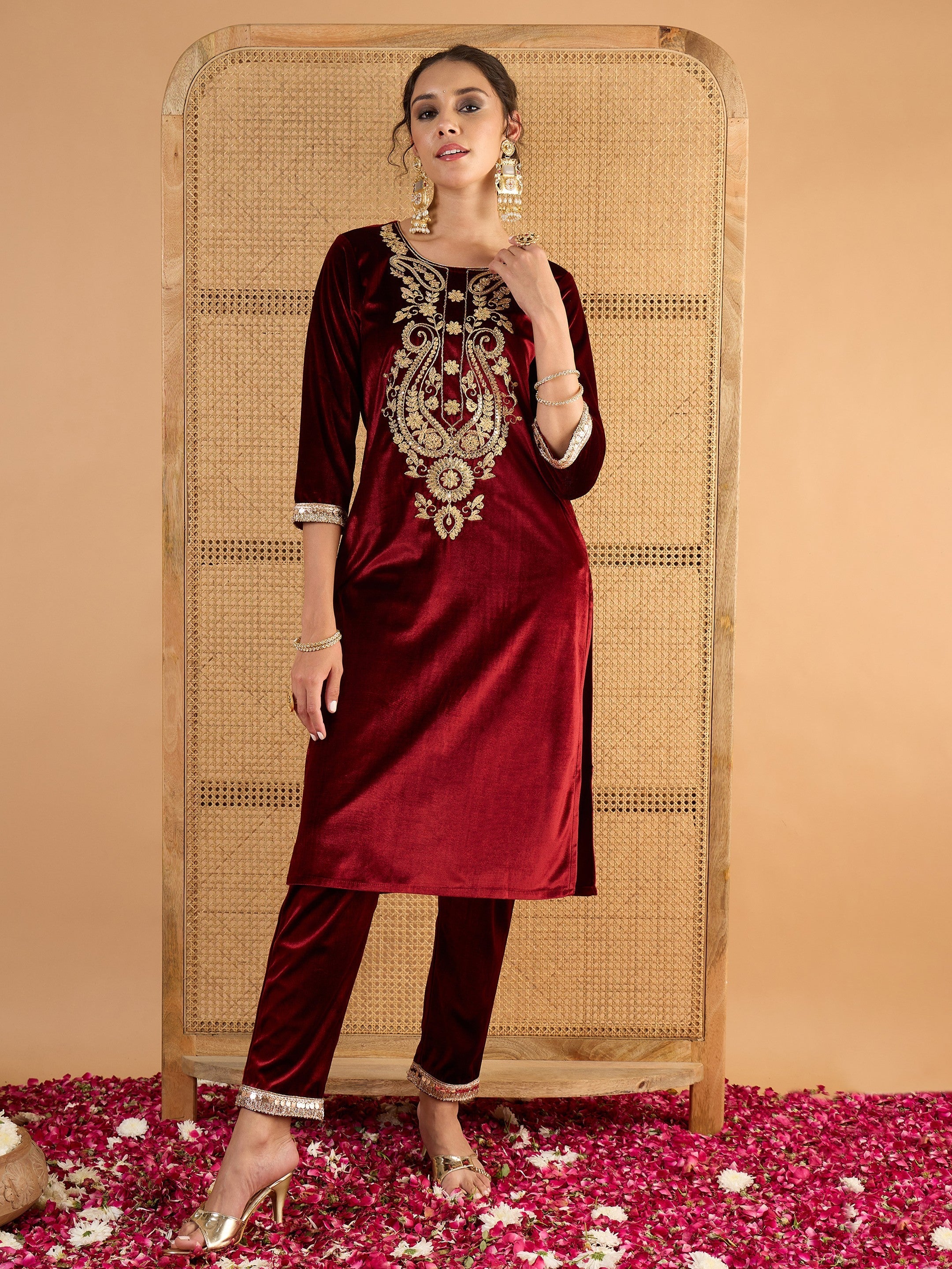 Women Maroon Velvet Embroidered Round Neck Kurta With Pencil Pants-SHSET96671