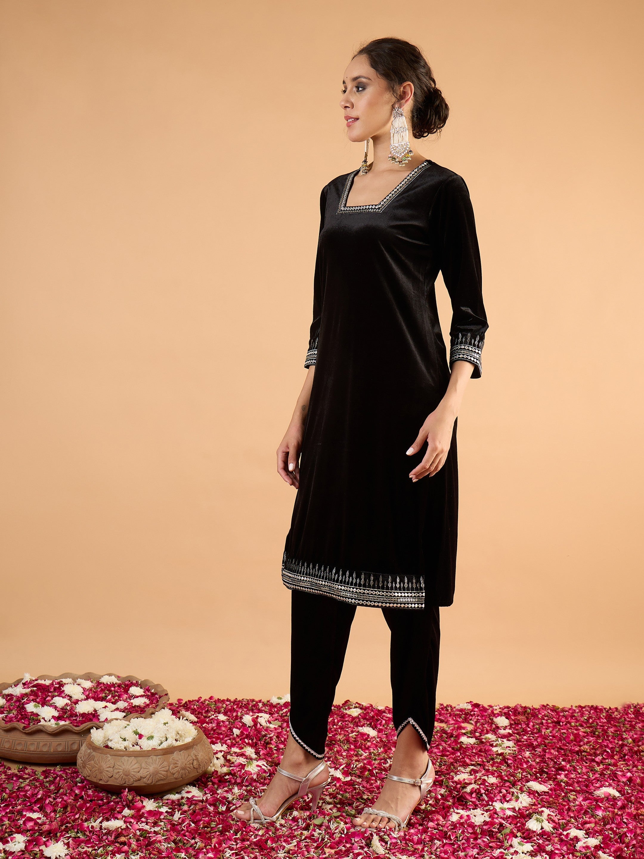 Women Black Velvet Embroidered Kurta With Tulip Pants-SHSET96672