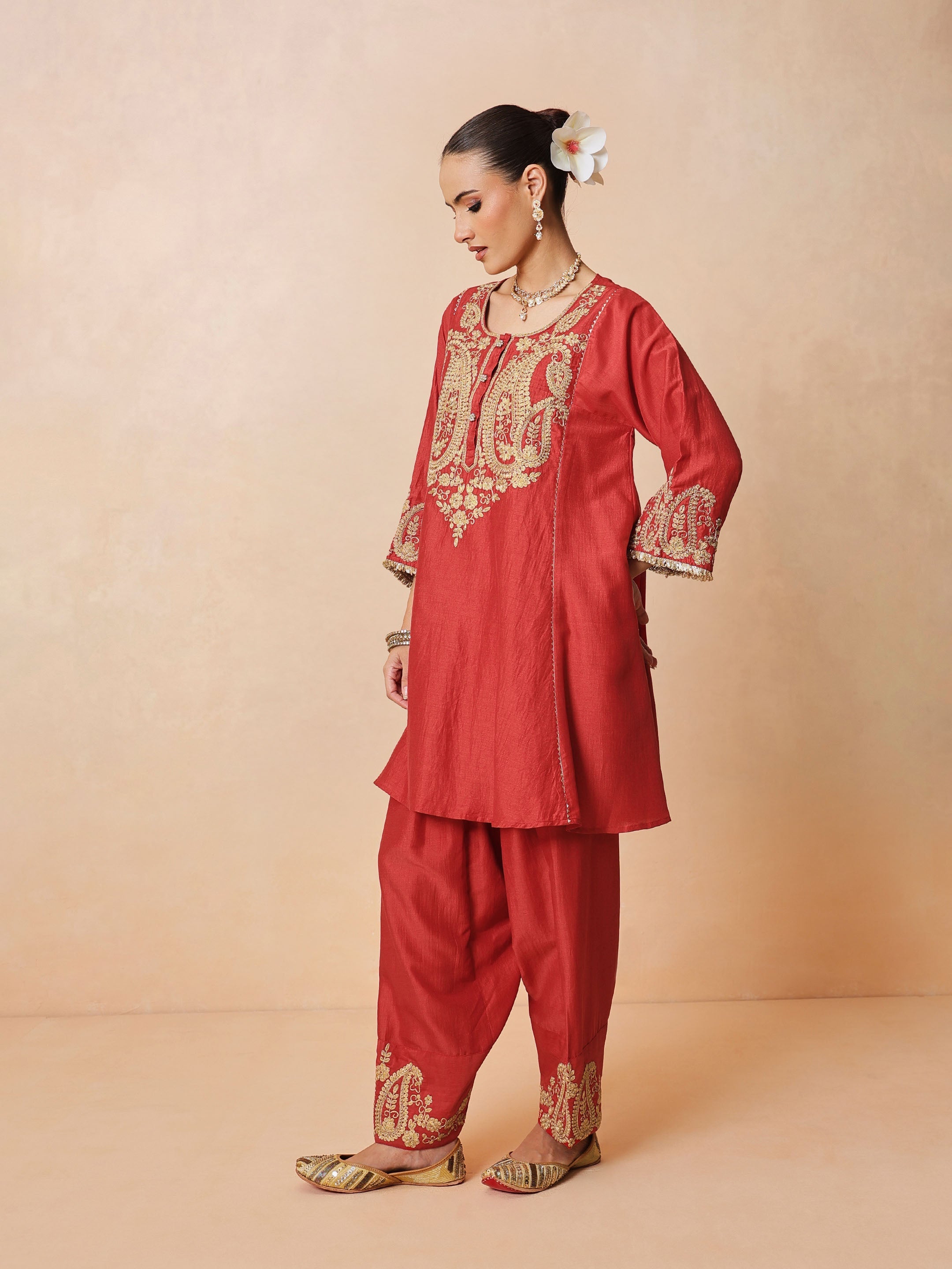 DesiQlo Maroon Embroidered Choga Kurta With Farshi Salwar & Dupat