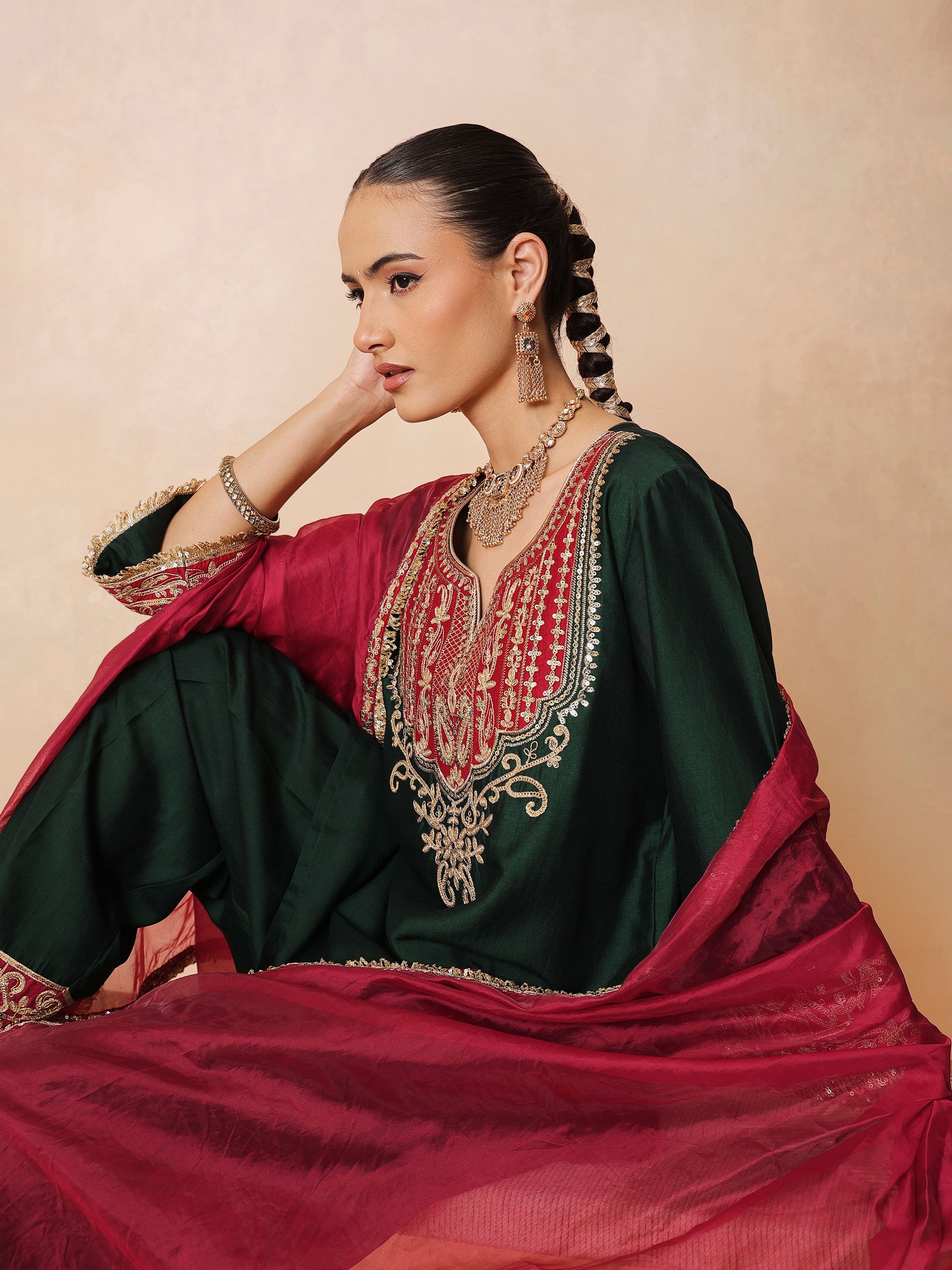 DesiQlo Green Embroidered Short Kurta With Farshi Salwar & Dupatt