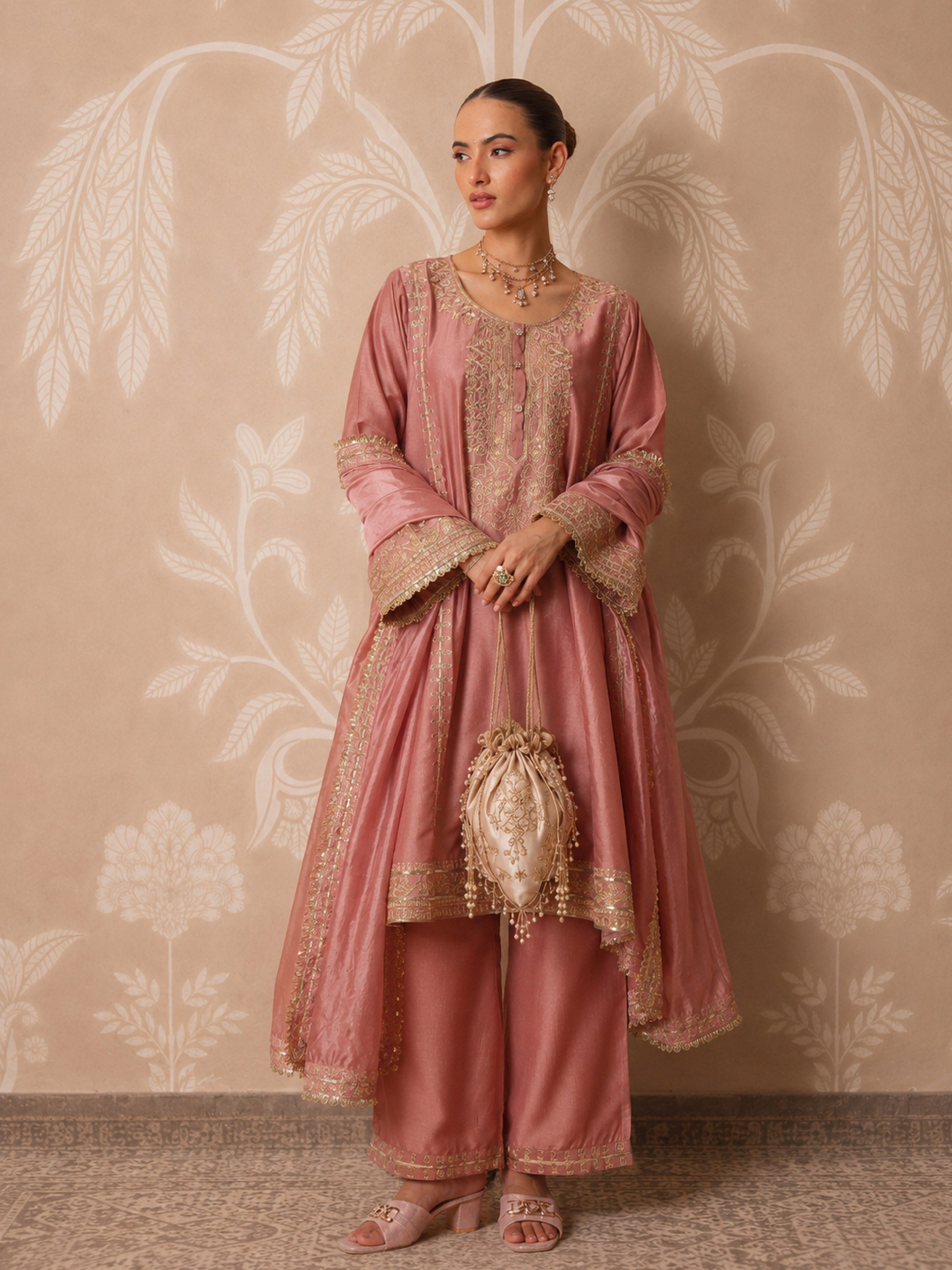 DesiQlo Onion Pink Embroidered Choga Kurta With Straight Pant & D