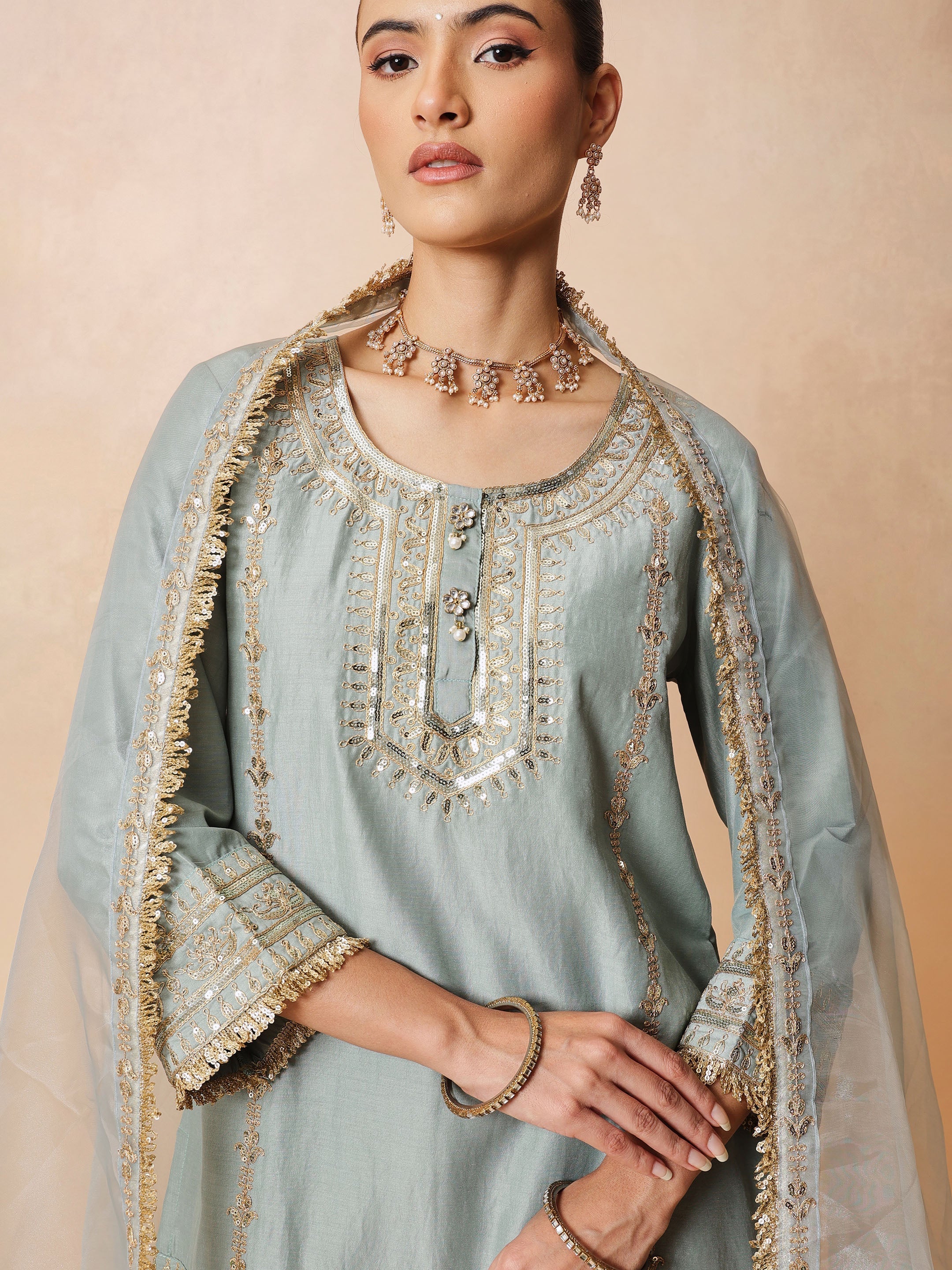DesiQlo Pista Green Embroidered Short Kurta With Farshi Salwar & 