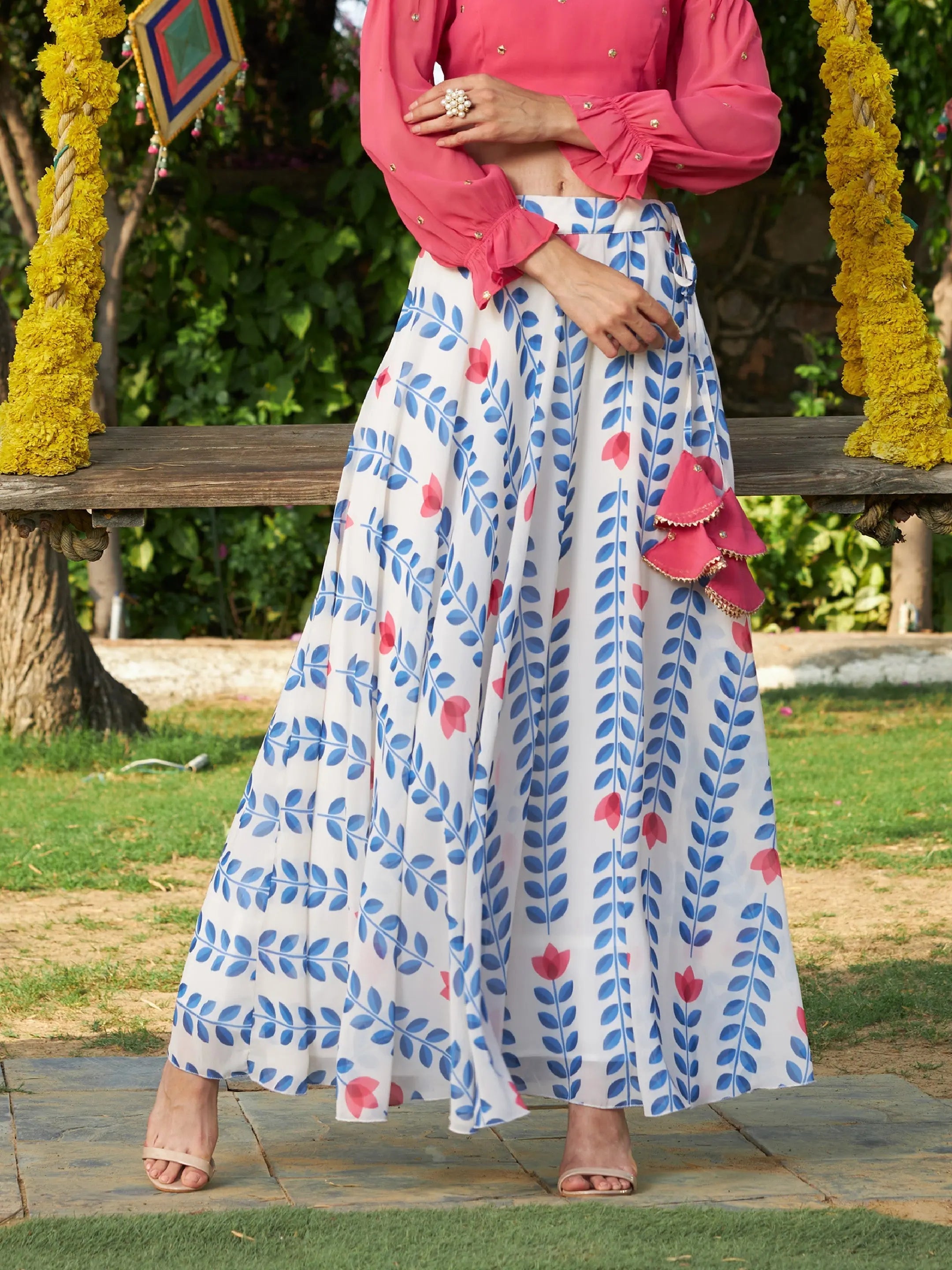 White Lotus Print Flared Skirt | Women's Western Wear