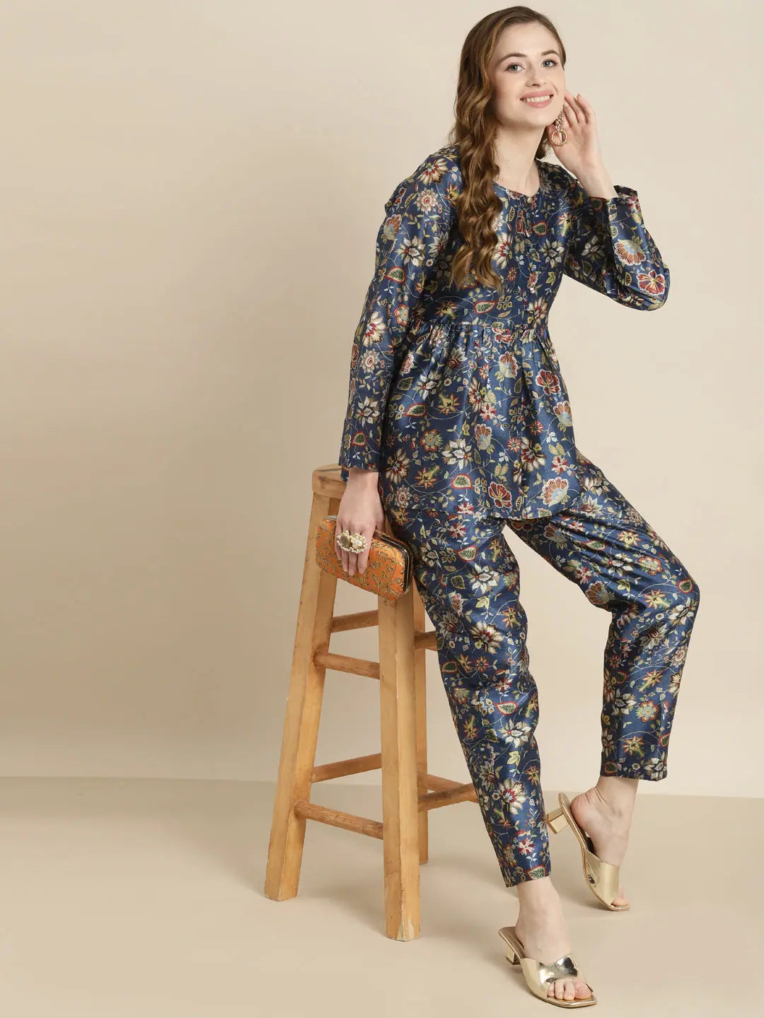 Navy Floral Front Button Top - Chic Women's Western Wear