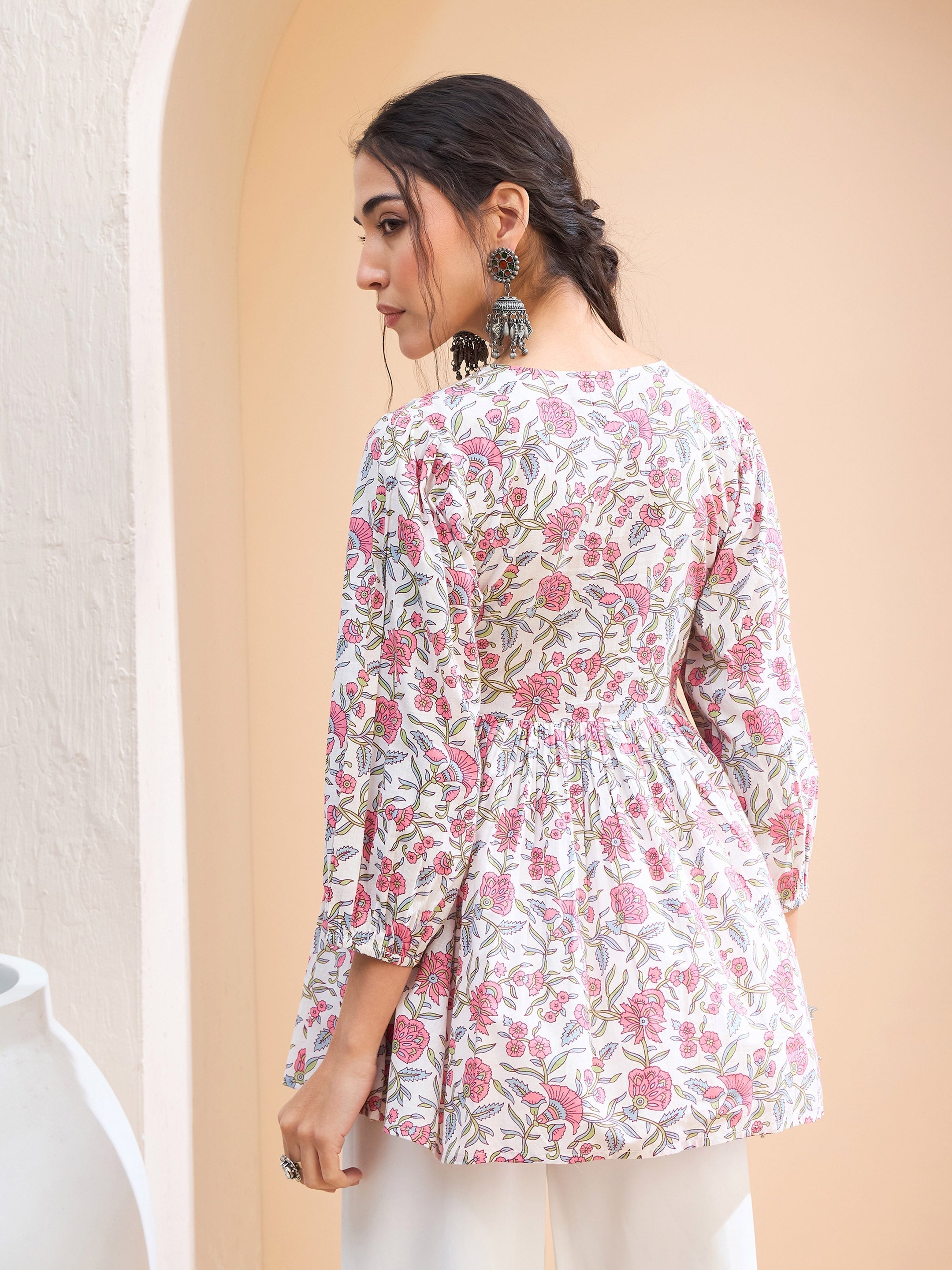 Women White Floral Buttonned Lace Neck Gathered Kurti-SHTOP42231