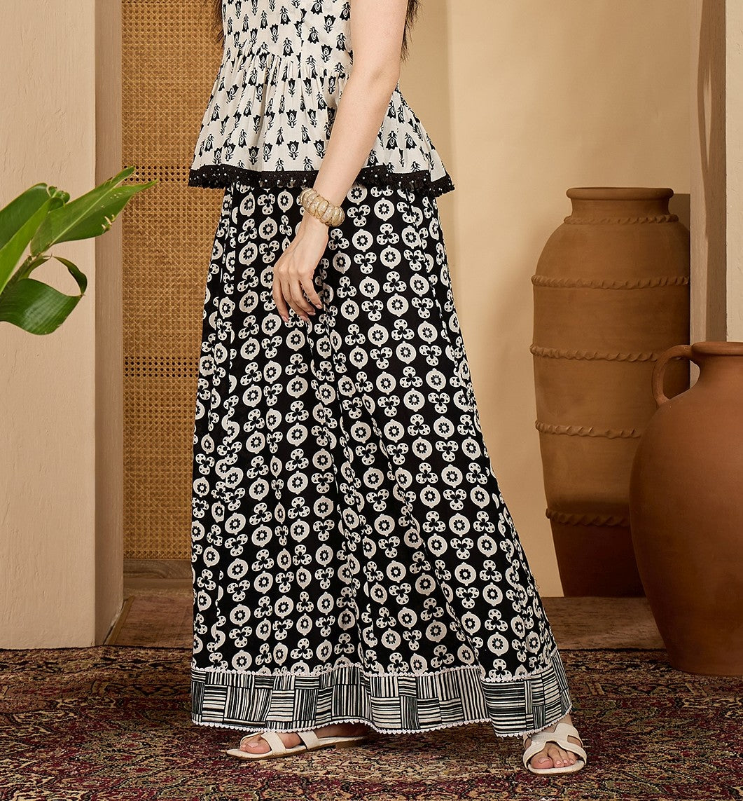 Women's Black Printed Cotton Skirt (SKBLACKAMRPALI) | DesiQlo