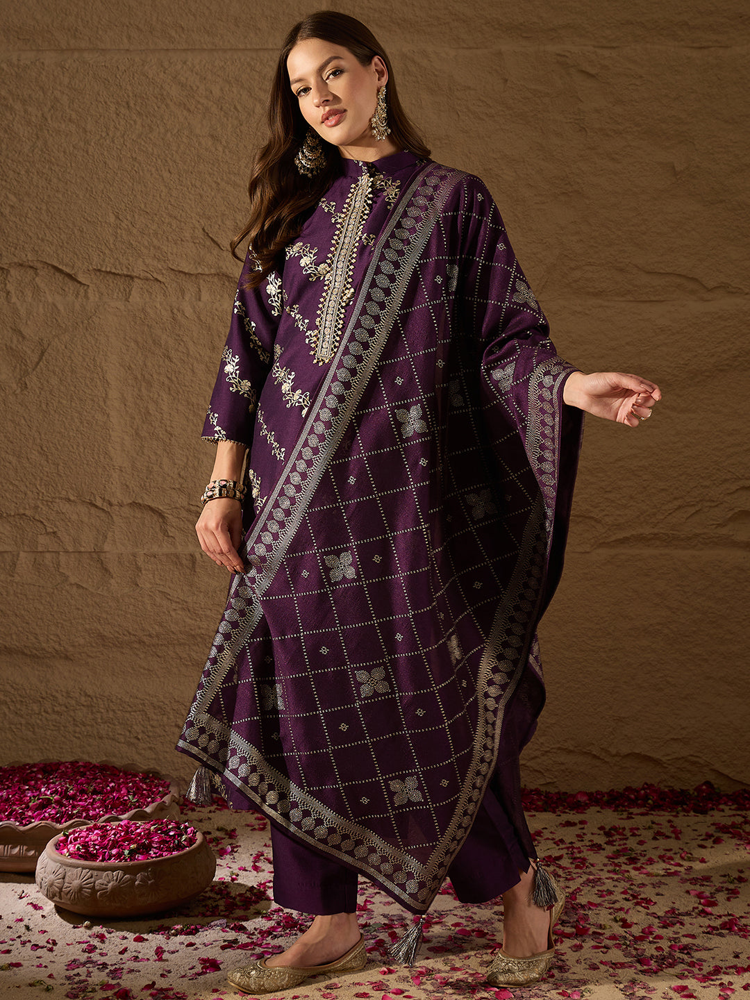 Women Purple Silk Blend Floral Foil Printed Straight Kurta Sets