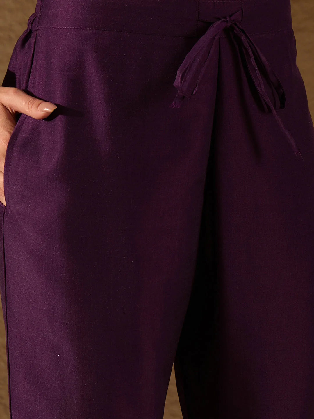 Women Purple Silk Blend Floral Foil Printed Straight Kurta Sets