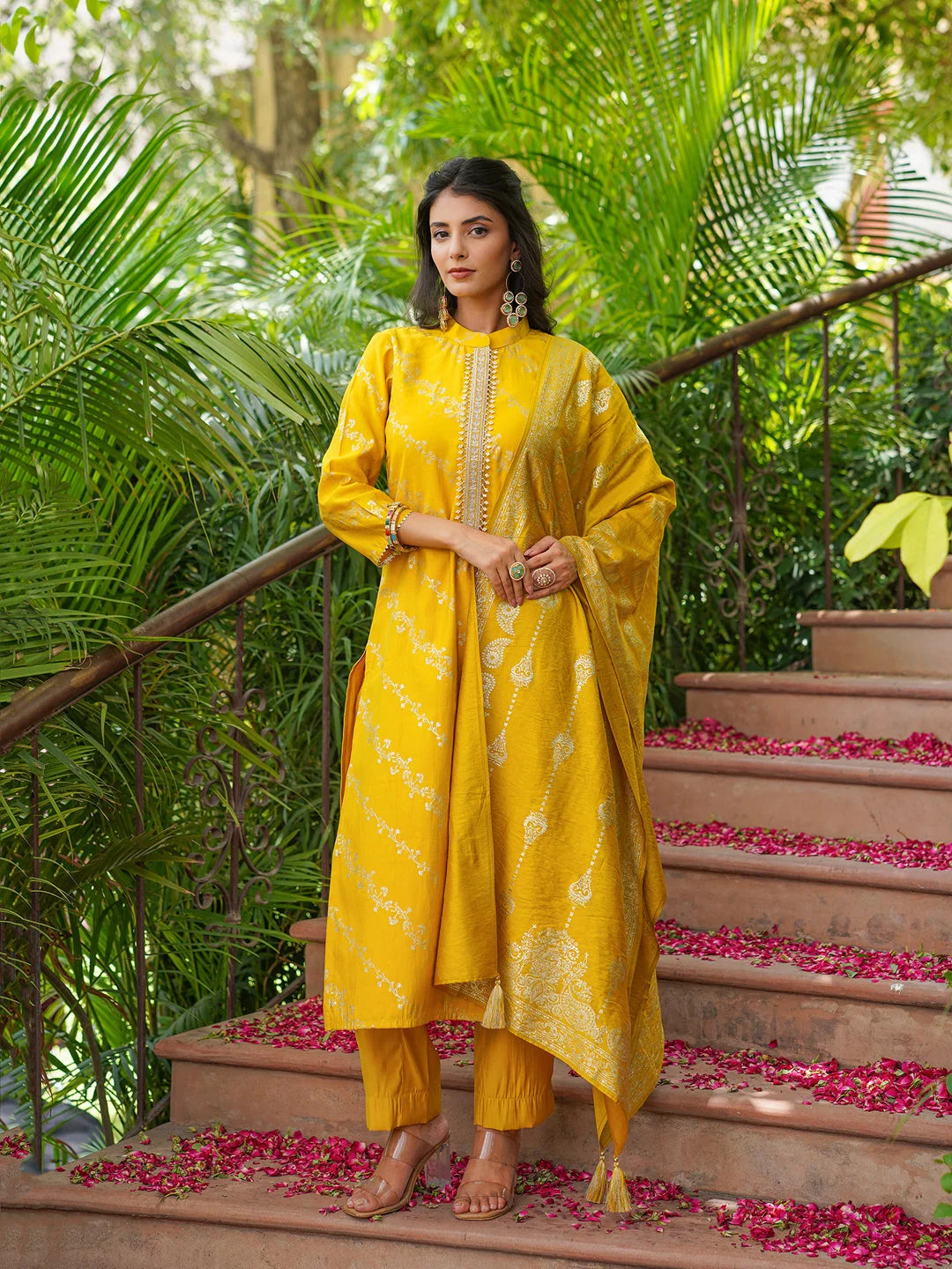 Women Yellow Silk Blend Floral Printed Straight Kurta Trousers With Dupatta