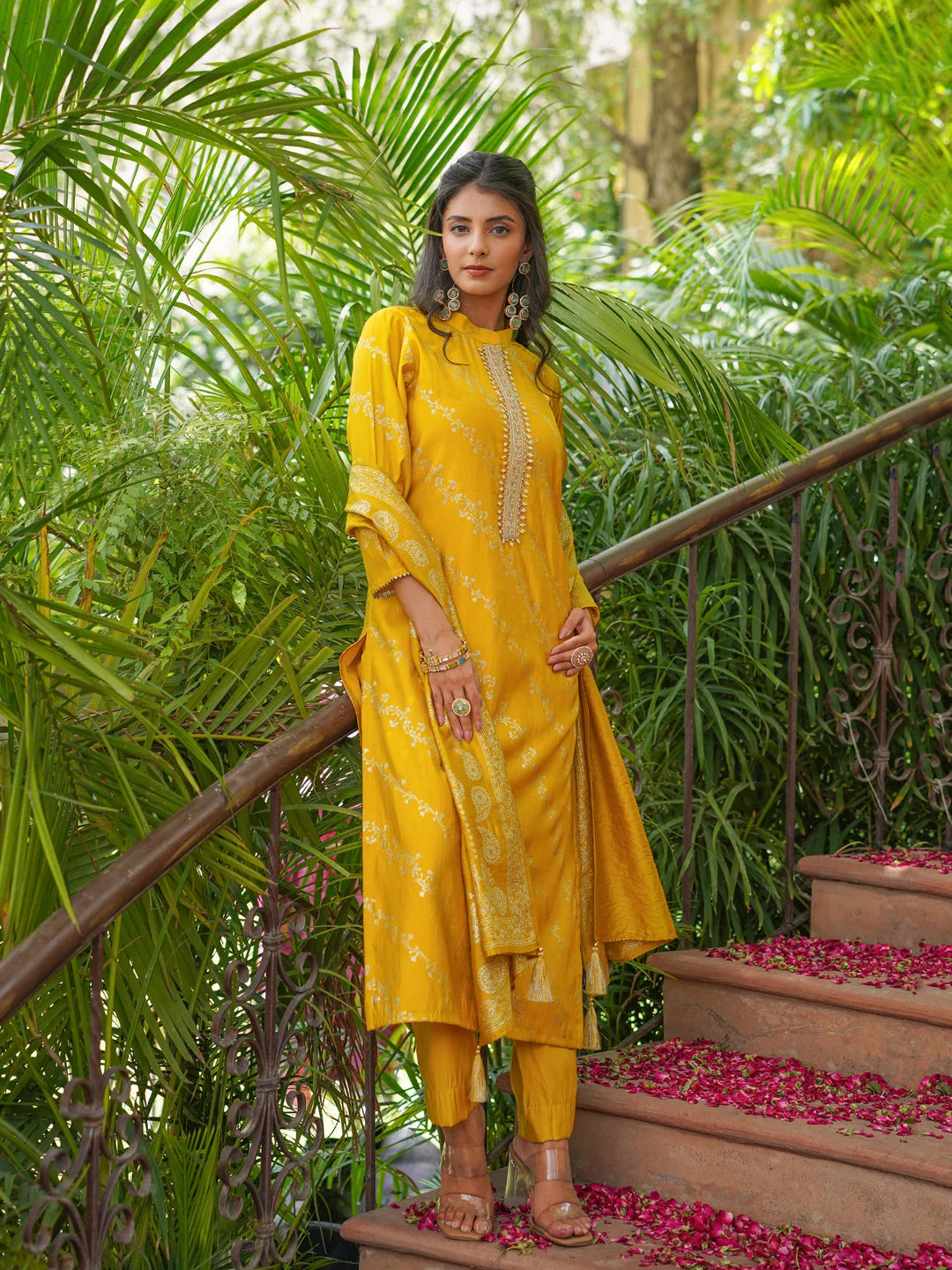 Women Yellow Silk Blend Floral Printed Straight Kurta Trousers With Dupatta
