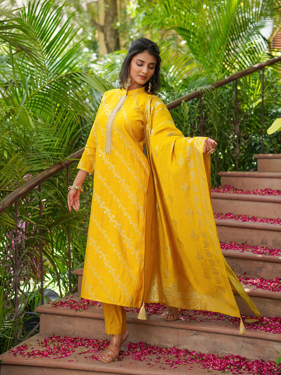 Women Yellow Silk Blend Floral Printed Straight Kurta Trousers With Dupatta