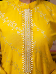 Women Yellow Silk Blend Floral Printed Straight Kurta Trousers With Dupatta-SKSKD3043