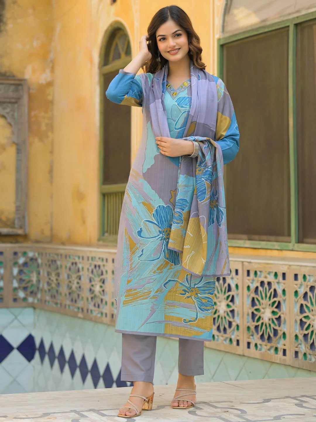 Women Multi Rayon Blend Solid Printed Straight Kurta Trouser With Dupatta