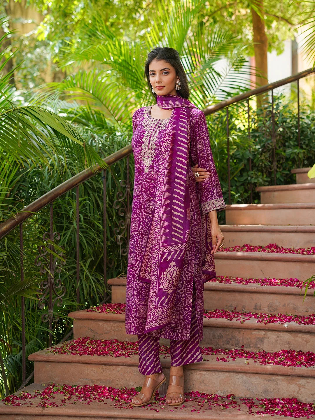 Women Purple Silk Blend Floral Embroidered Straight Kurta Trousers With Dupatta