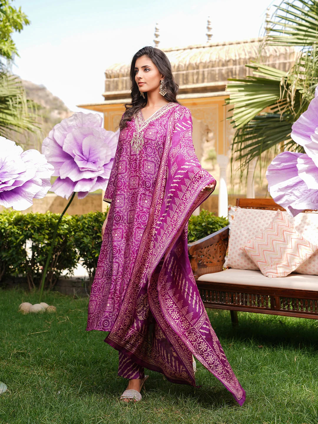 Women Purple Silk Blend Floral Embroidered Straight Kurta Trousers With Dupatta