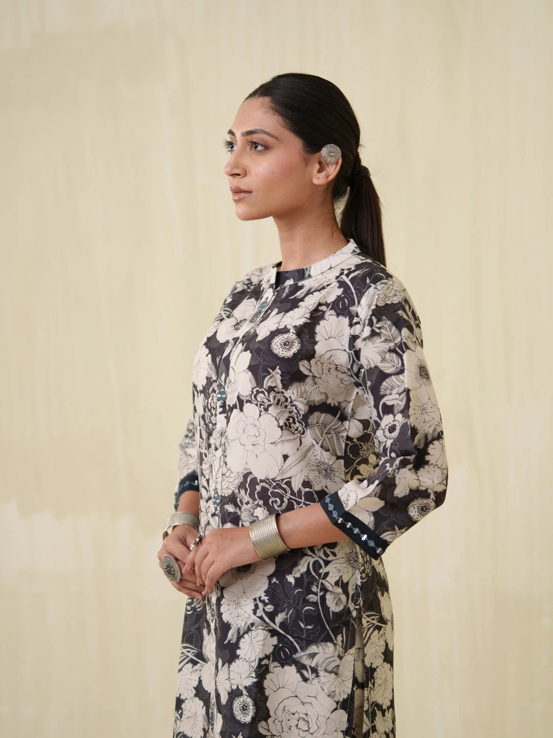 Black Colour Floral Printed Muslin Fabric Top Bottom Set