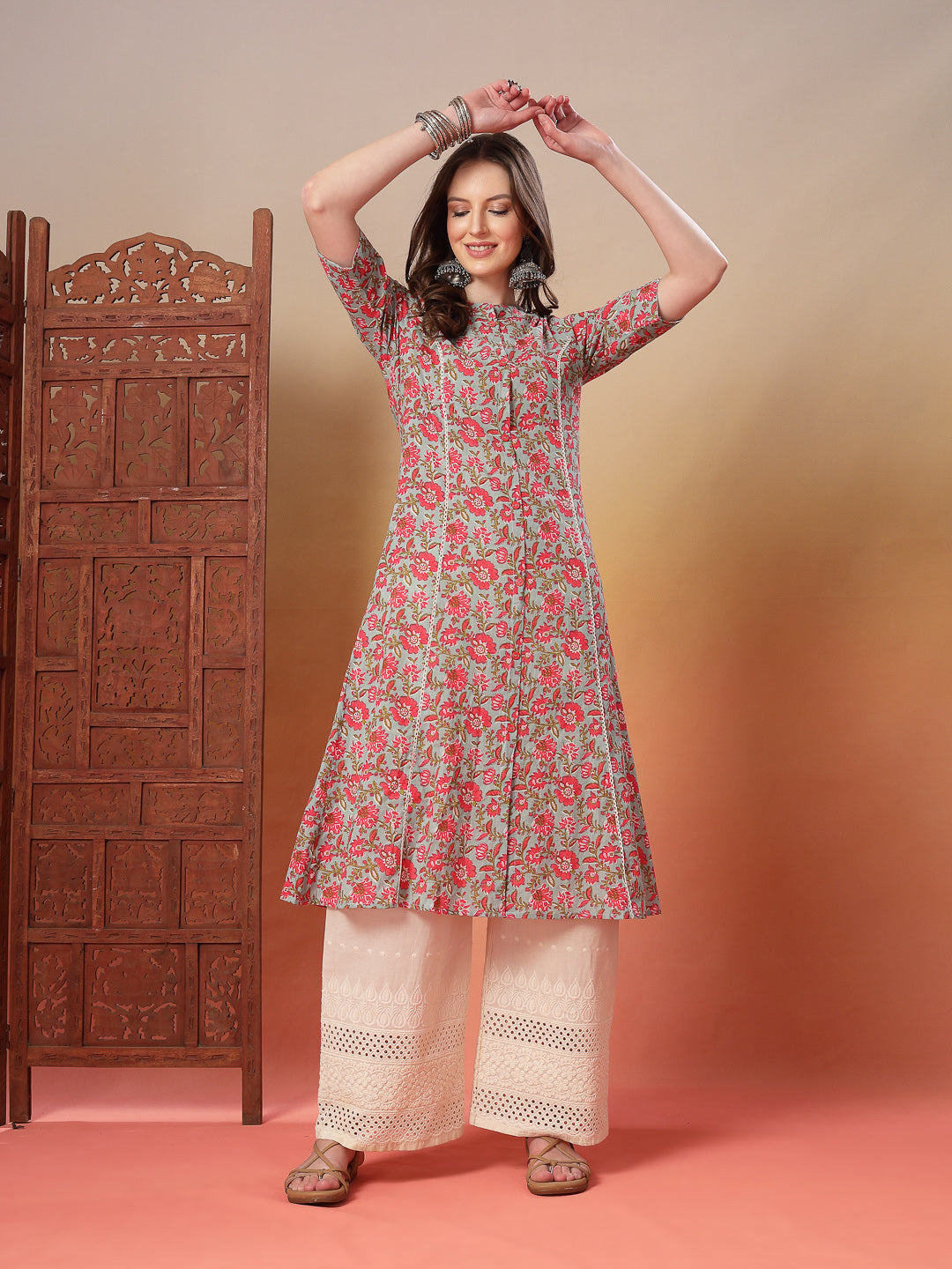 Women's Sky Blue Floral Printed Cotton A-Line Kurta (SKYBELLA) | DesiQ