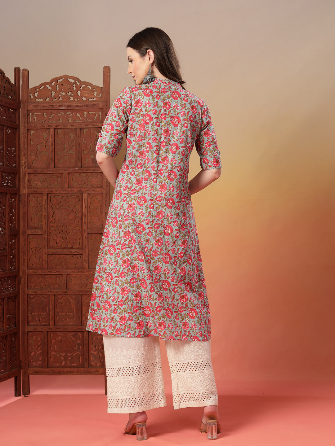 Women's Sky Blue Floral Printed Cotton A-Line Kurta (SKYBELLA) | DesiQ