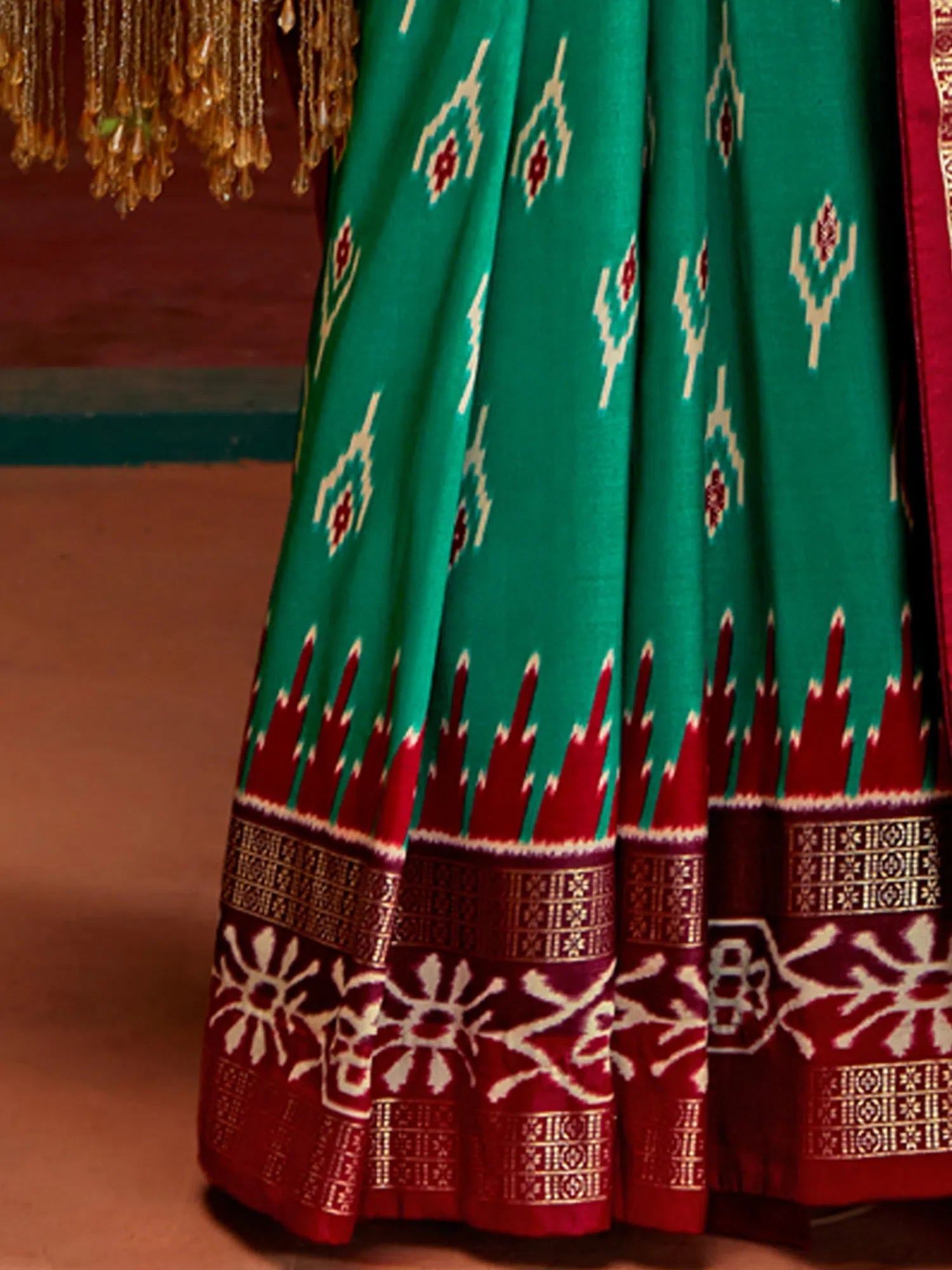 Elegant Teal Blue Printed Polyester Saree | Indian Sarees