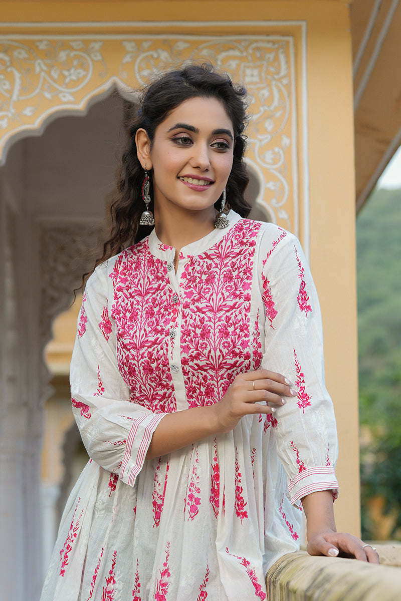 Off White Cotton Anarkali Kurti VCK1535 | DesiQlo