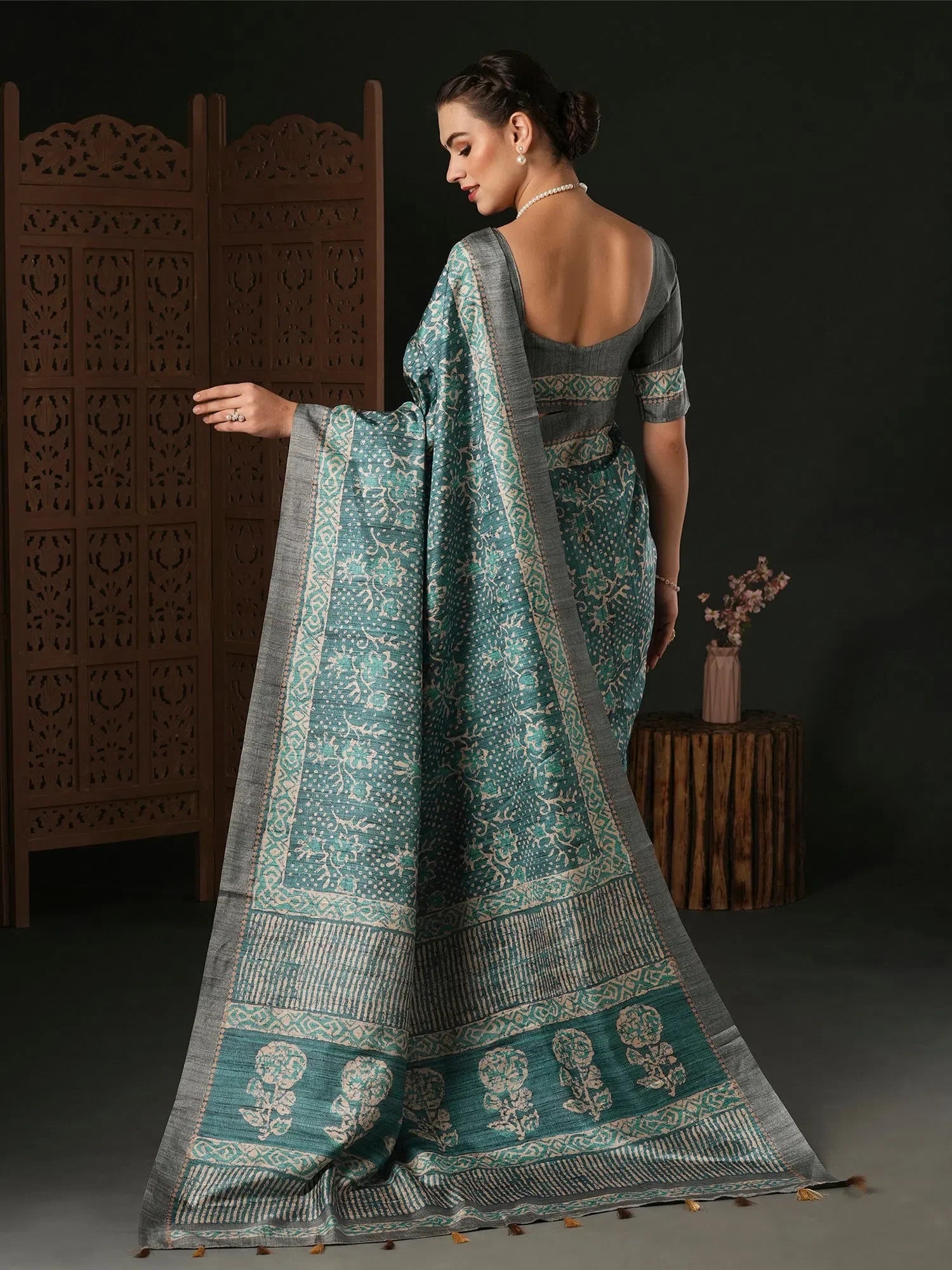 Grey Printed Polyester Saree | Designer Sarees India