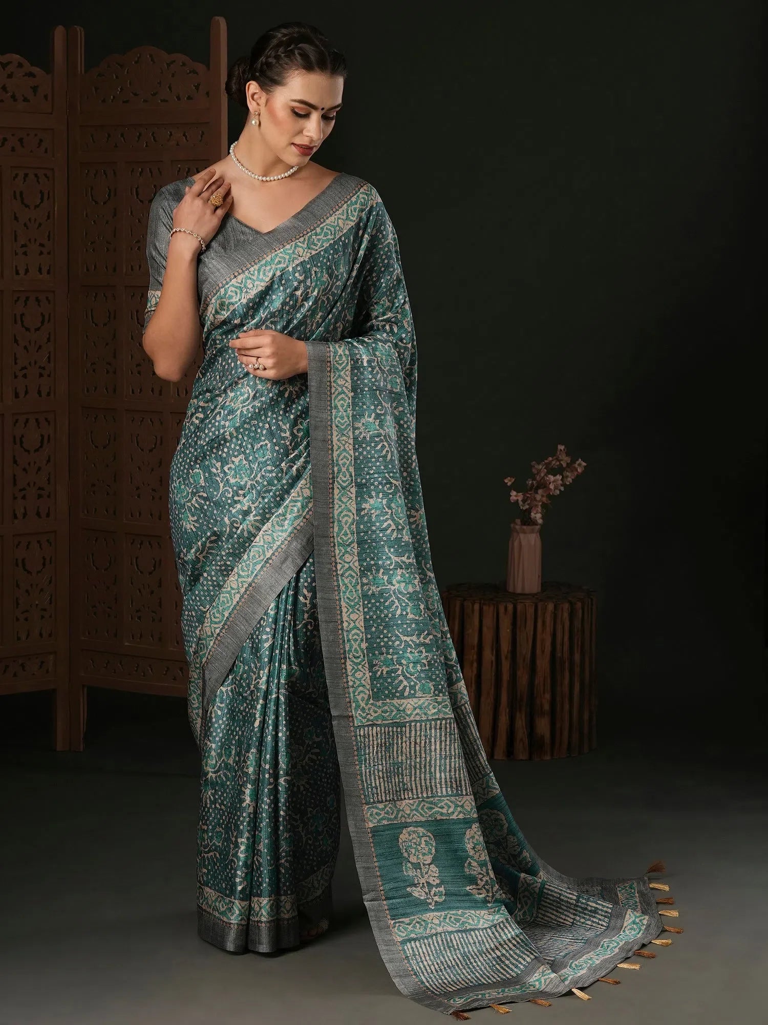 Grey Printed Polyester Saree | Designer Sarees India