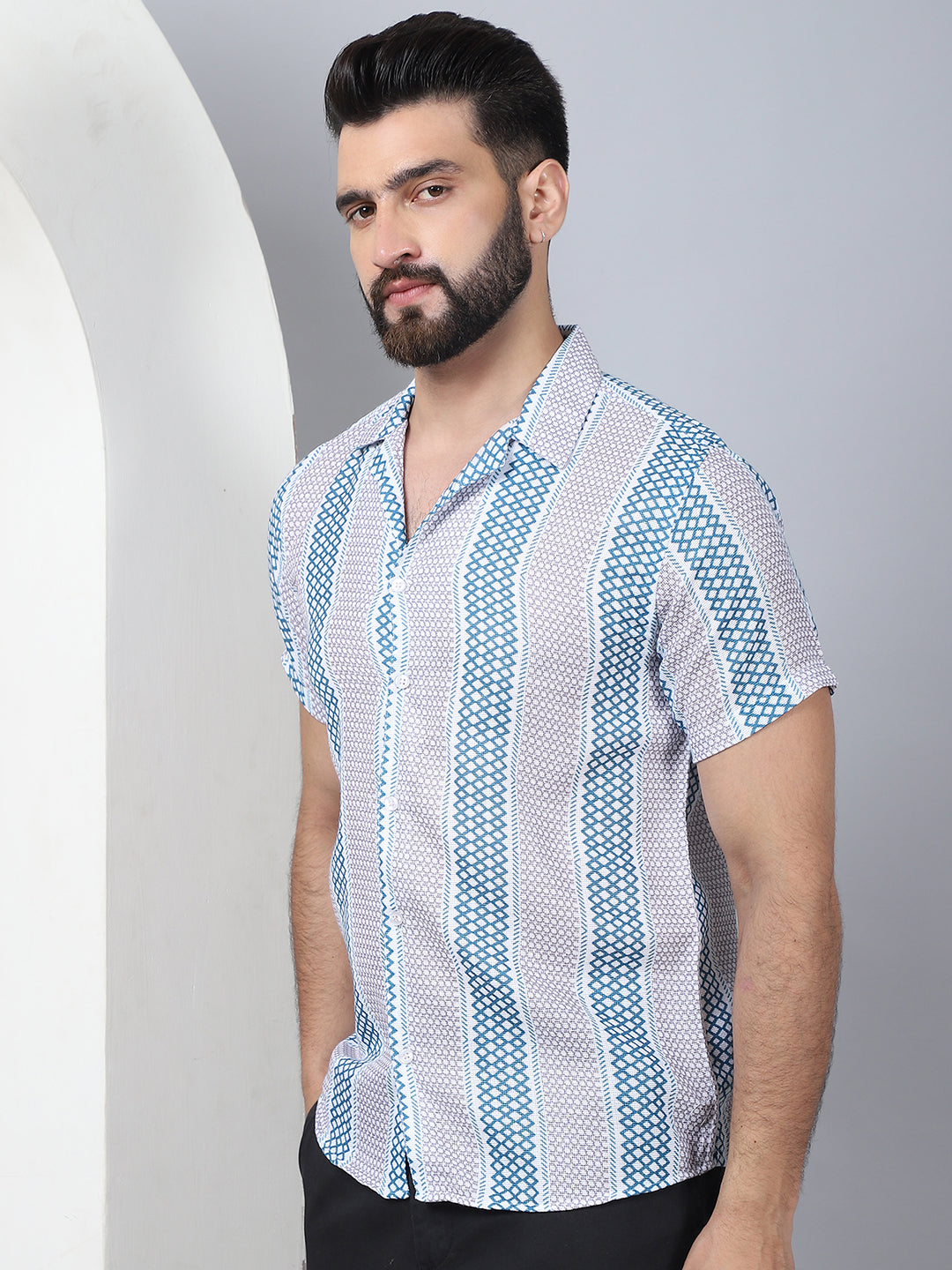 Men's Green Geometric Printed Cotton Casual Shirt | Trendy Men...