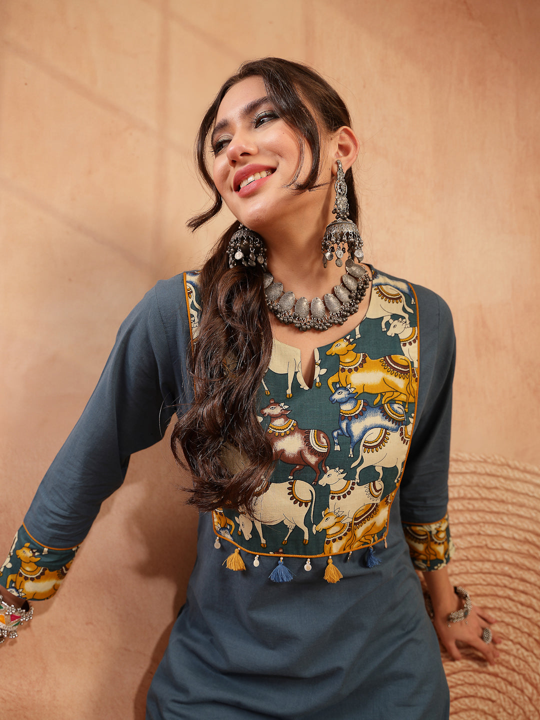 Women's Teal Solid Rayon Straight Kurta (TEALDHARA) | DesiQlo