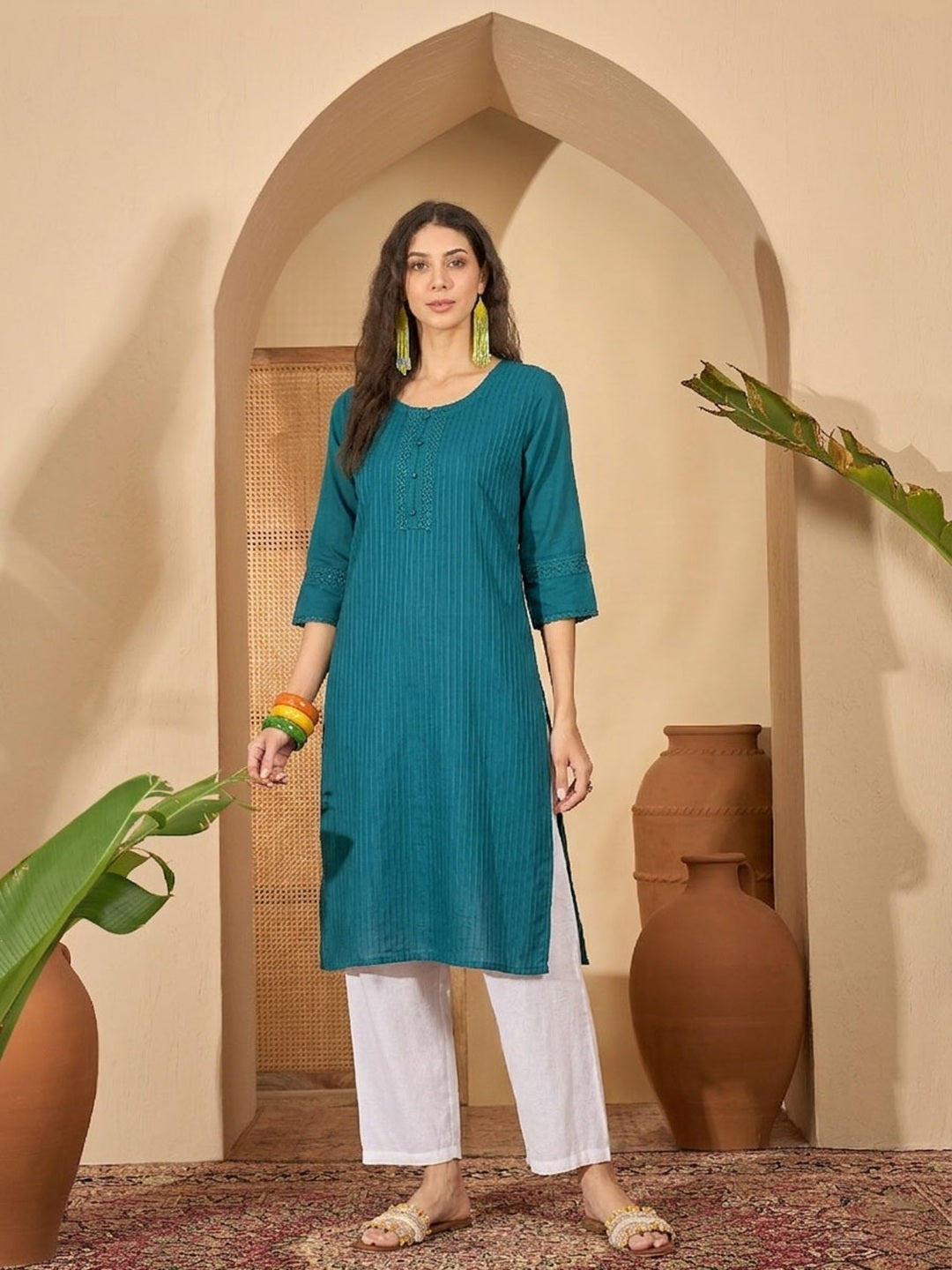 Women's Teal Solid Rayon Straight Kurta (TEALUDUPI) | DesiQlo