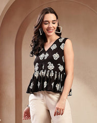 Stylum Women's Black Floral Printed Rayon Peplum Tops (TOPBLACKVERNA)