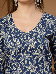 Stylum Women's Blue Floral Printed Cotton Straight Top (TOPBLUESCAR)