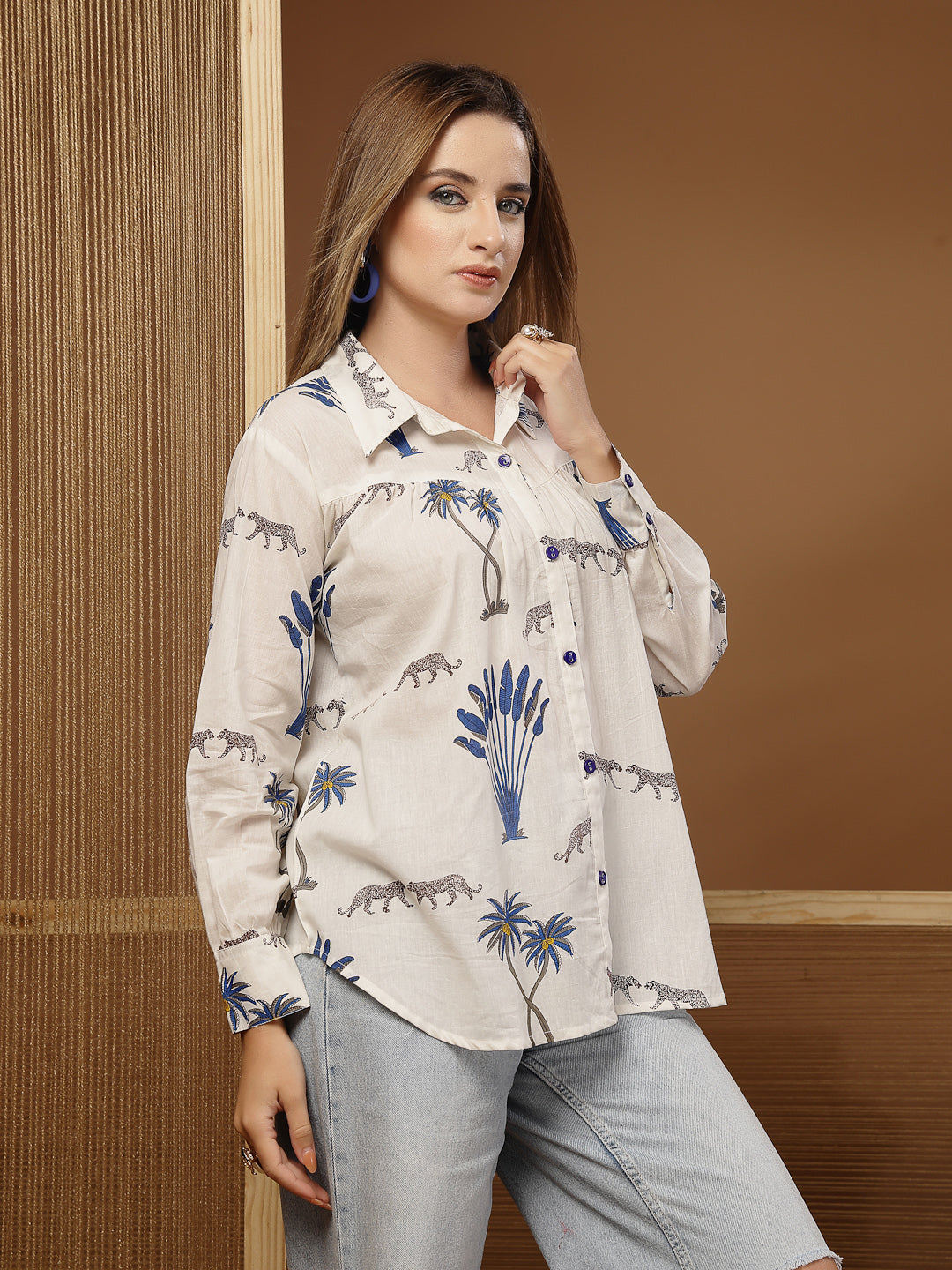 Women's White Palm Tree Printed Cotton Shirt (TOPWHITEKARA) | DesiQlo