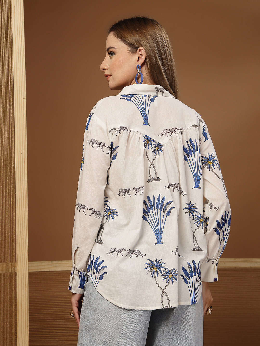 Women's White Palm Tree Printed Cotton Shirt (TOPWHITEKARA) | DesiQlo
