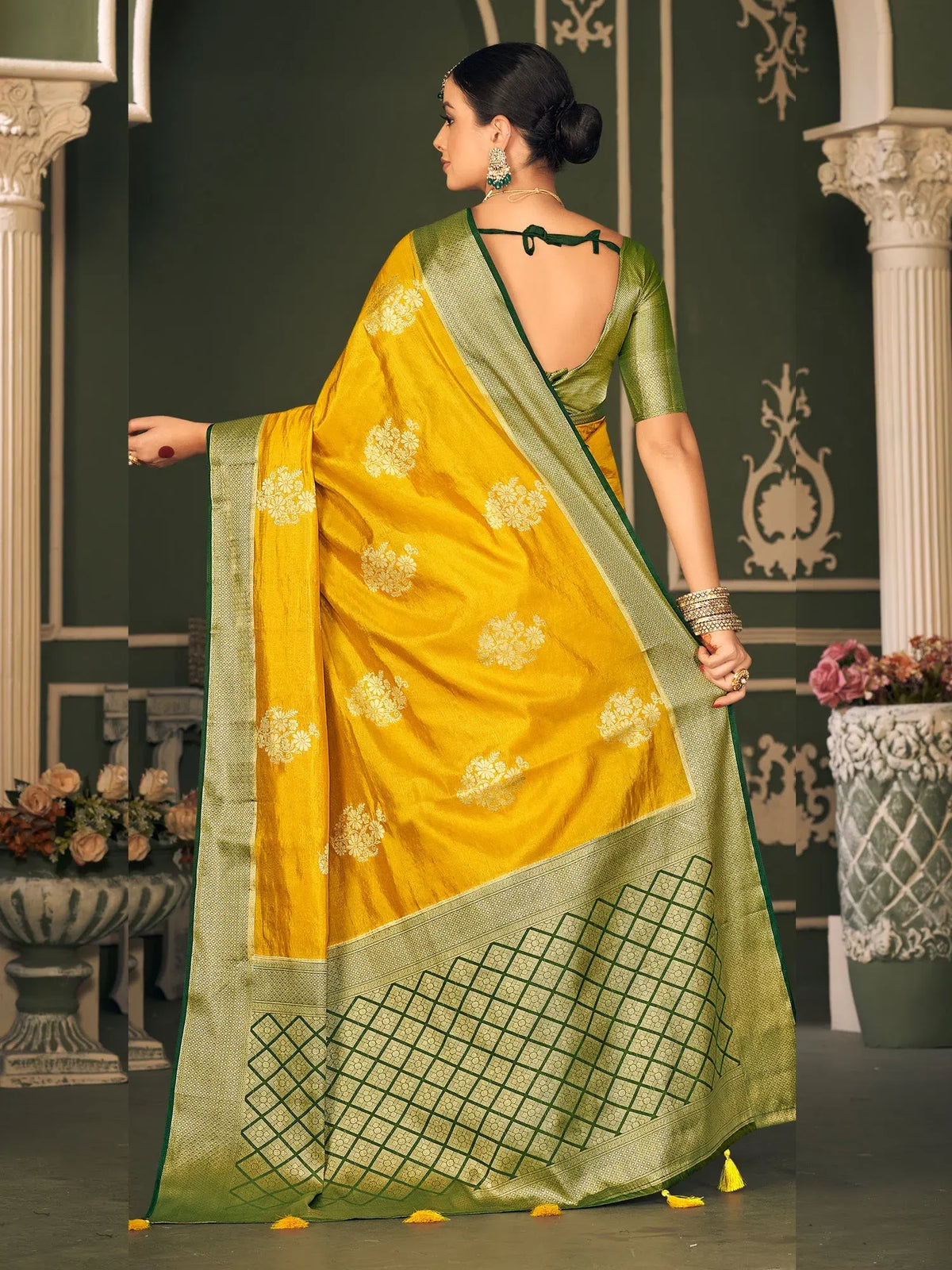 Black Woven Women Saree-HNDS746B