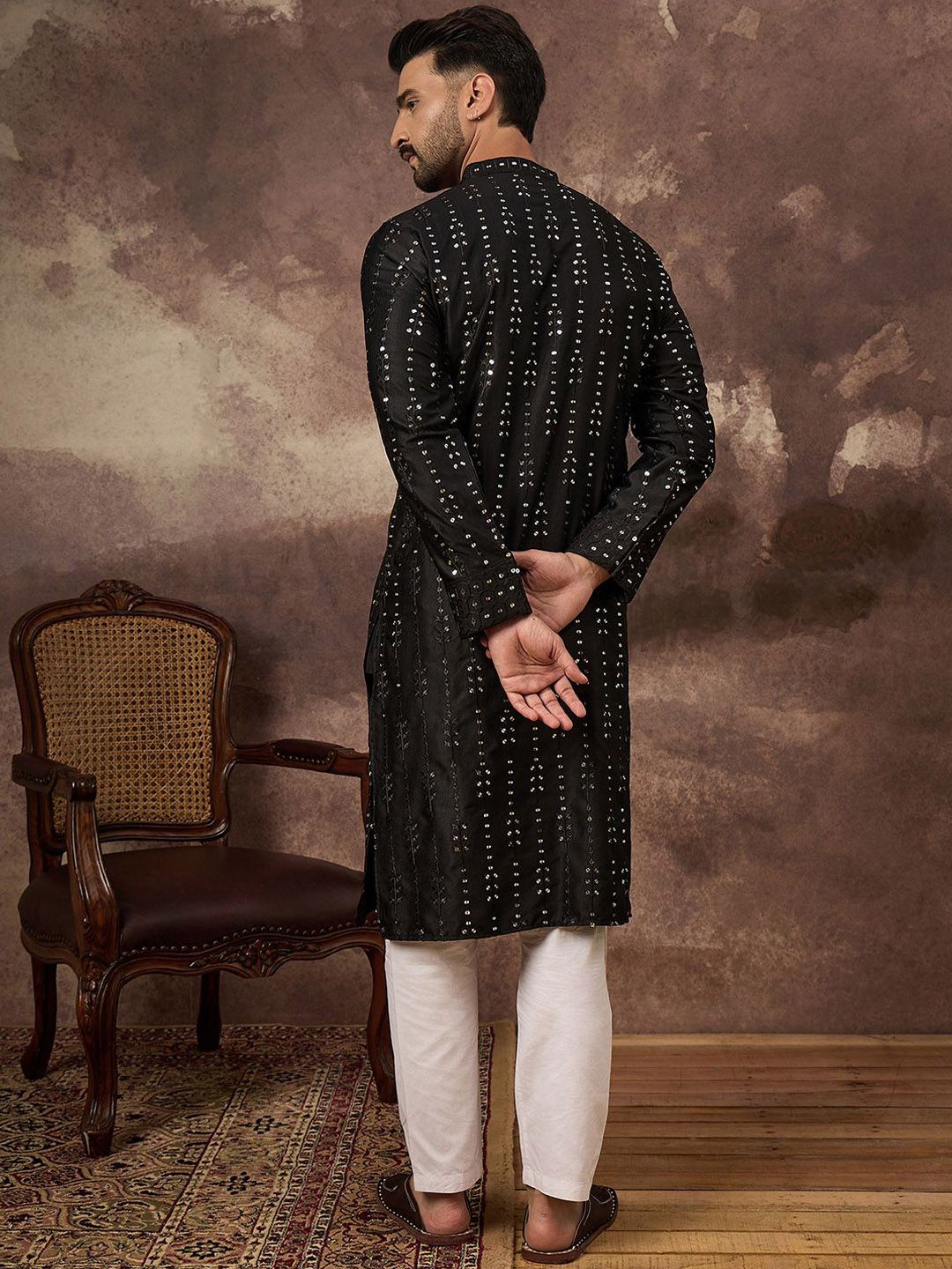 Ethnic Bay Men Black Silk Blend Solid Embroidered Straight Kurta With Pant Set-MKSET1360