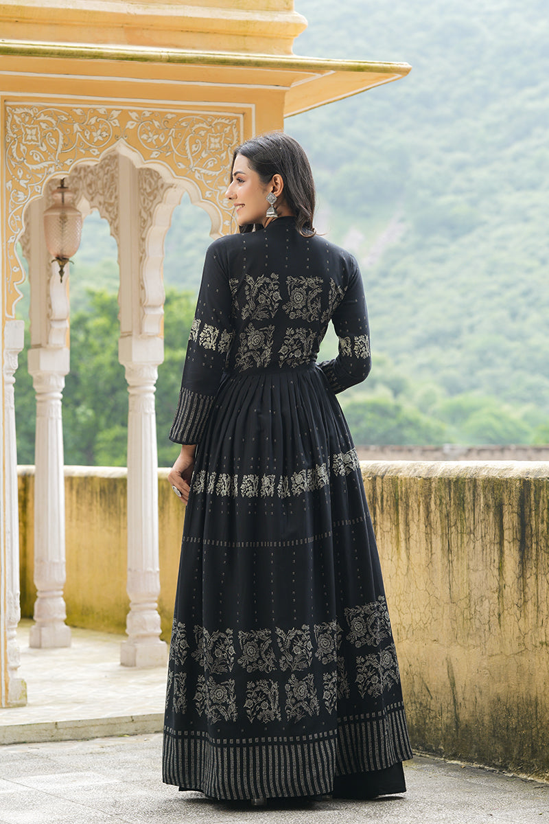 Black Cotton Anarkali Kurti VCK1536 | DesiQlo