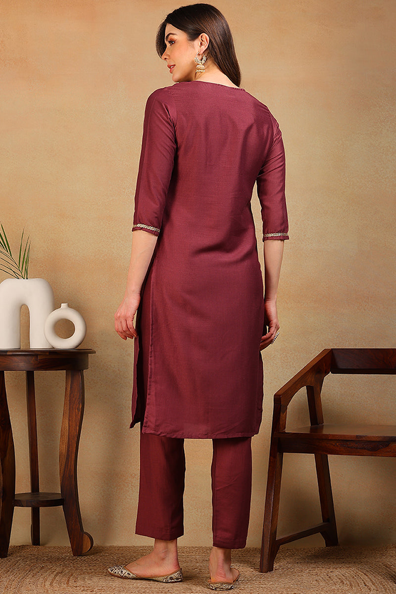 Mauve Silk Blend Solid Embroidered Straight Kurta VCK9580 | DesiQlo