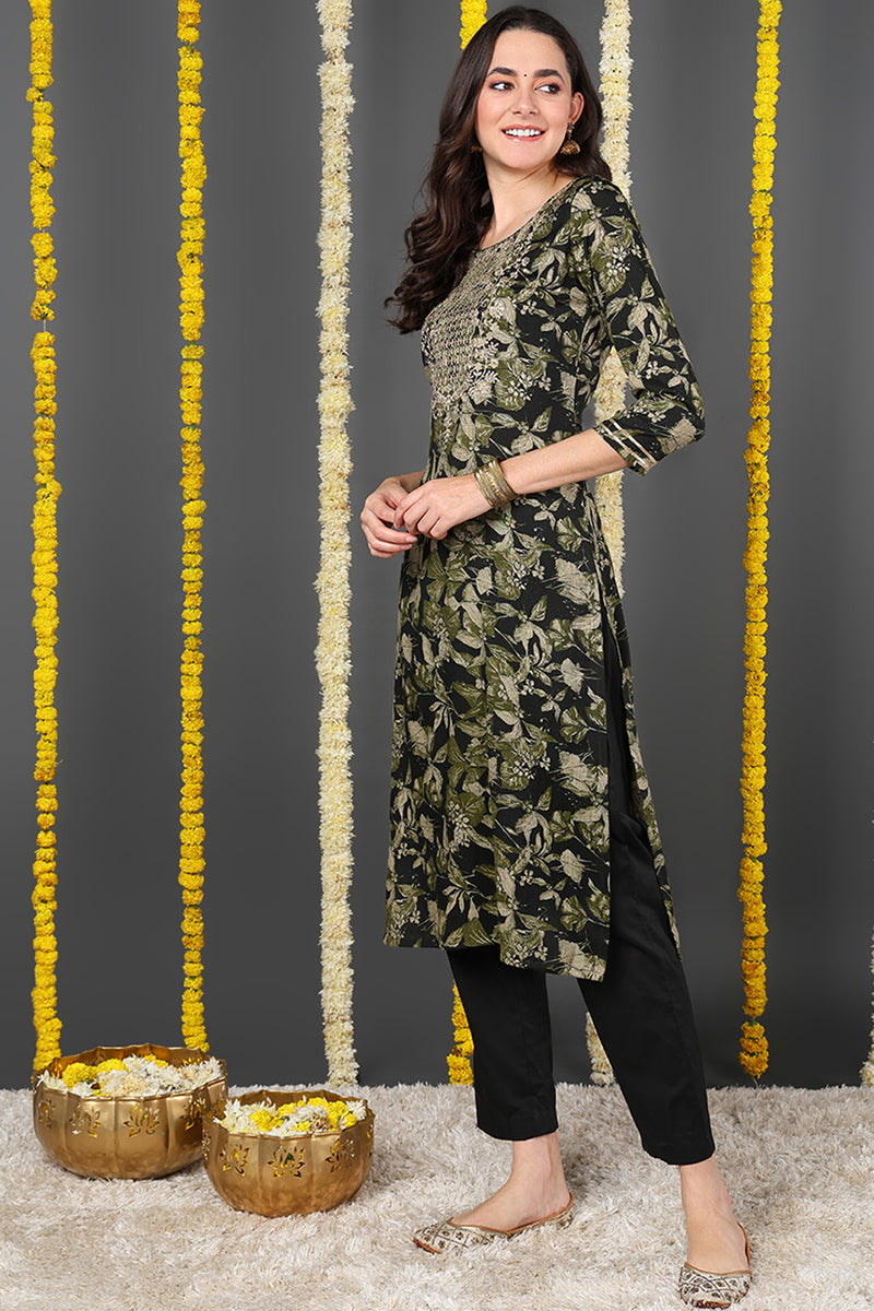 Green Silk Blend Floral Printed Straight Kurta VCK9697 | DesiQlo