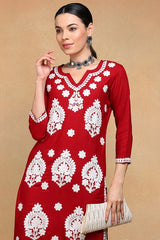 Women Maroon Viscose Rayon Solid Embroidered Straight Kurta