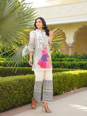 Women Off White Rayon Blend Ethnic Motifs Printed Coord Sets-VCORD1127