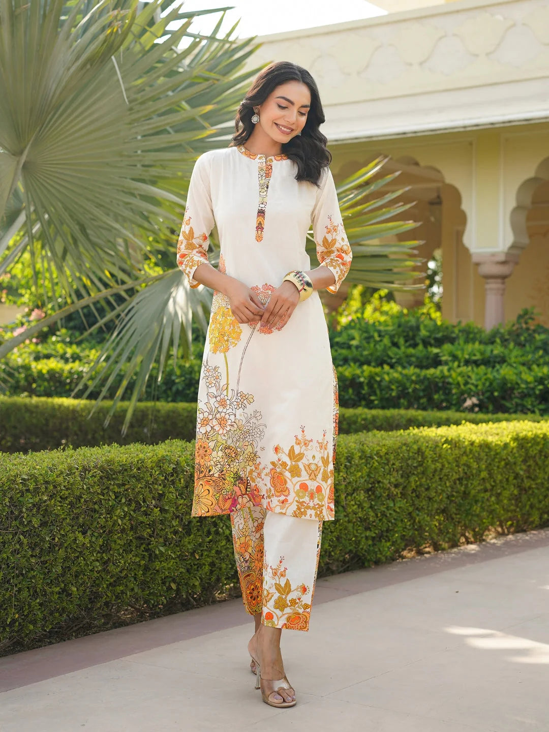 Women Off White Rayon Blend Floral Printed Coord Sets