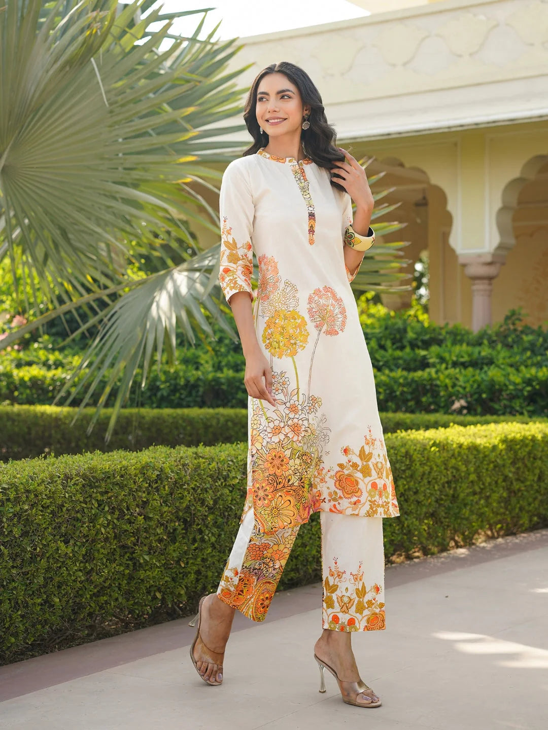 Women Off White Rayon Blend Floral Printed Coord Sets