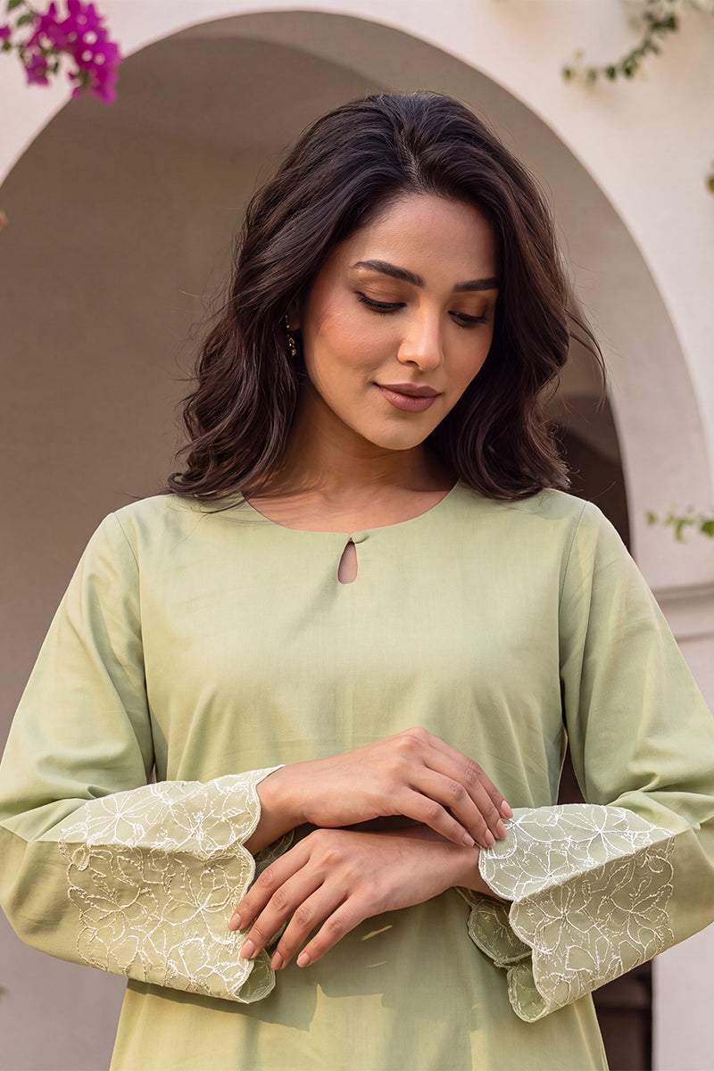Green Embellished Silk Blend Round Neck Co-Ords VCORD1143