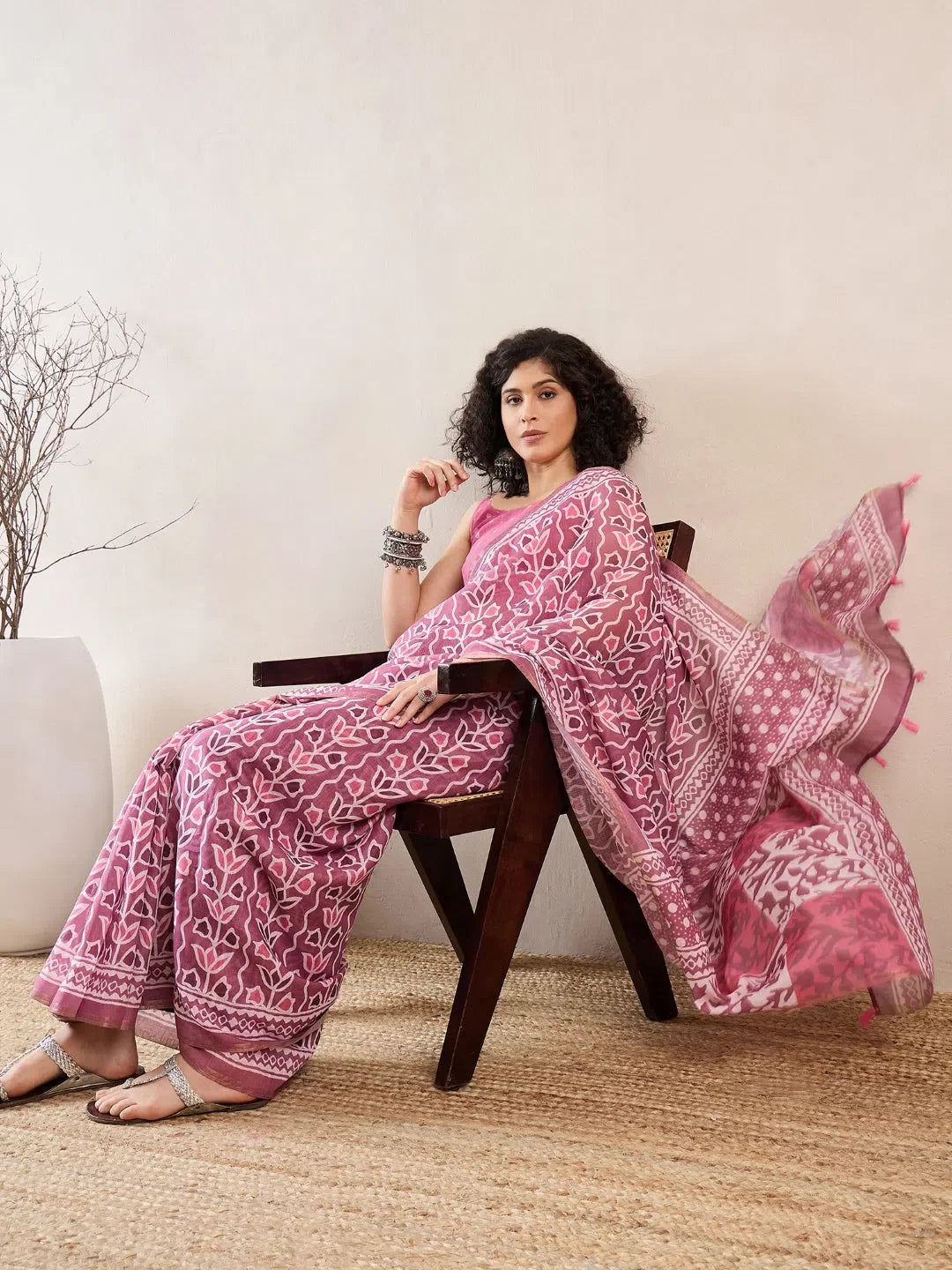 Pink Linen Floral Saree - Indian Sari Elegance